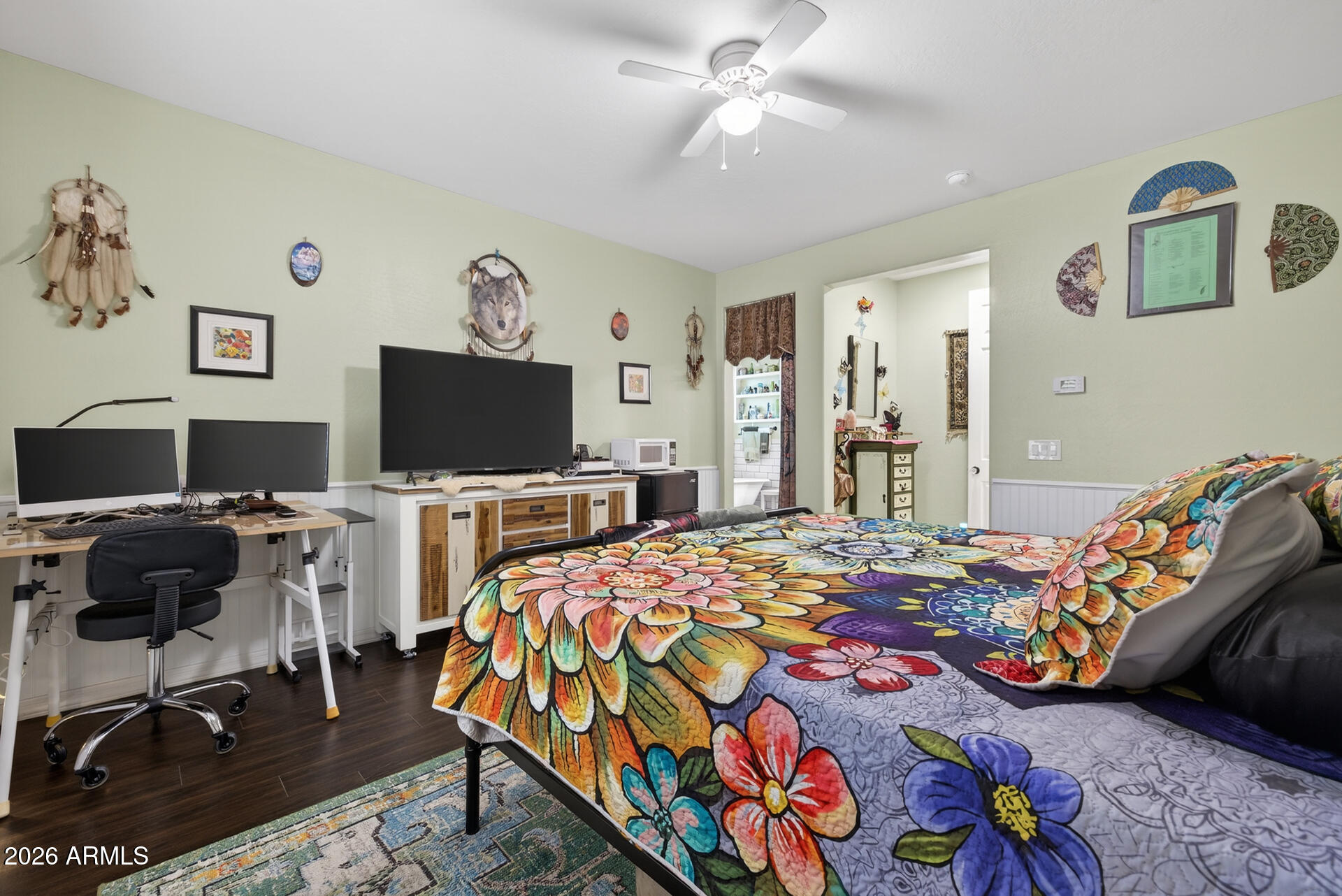 22285 E DESERT HILLS Court