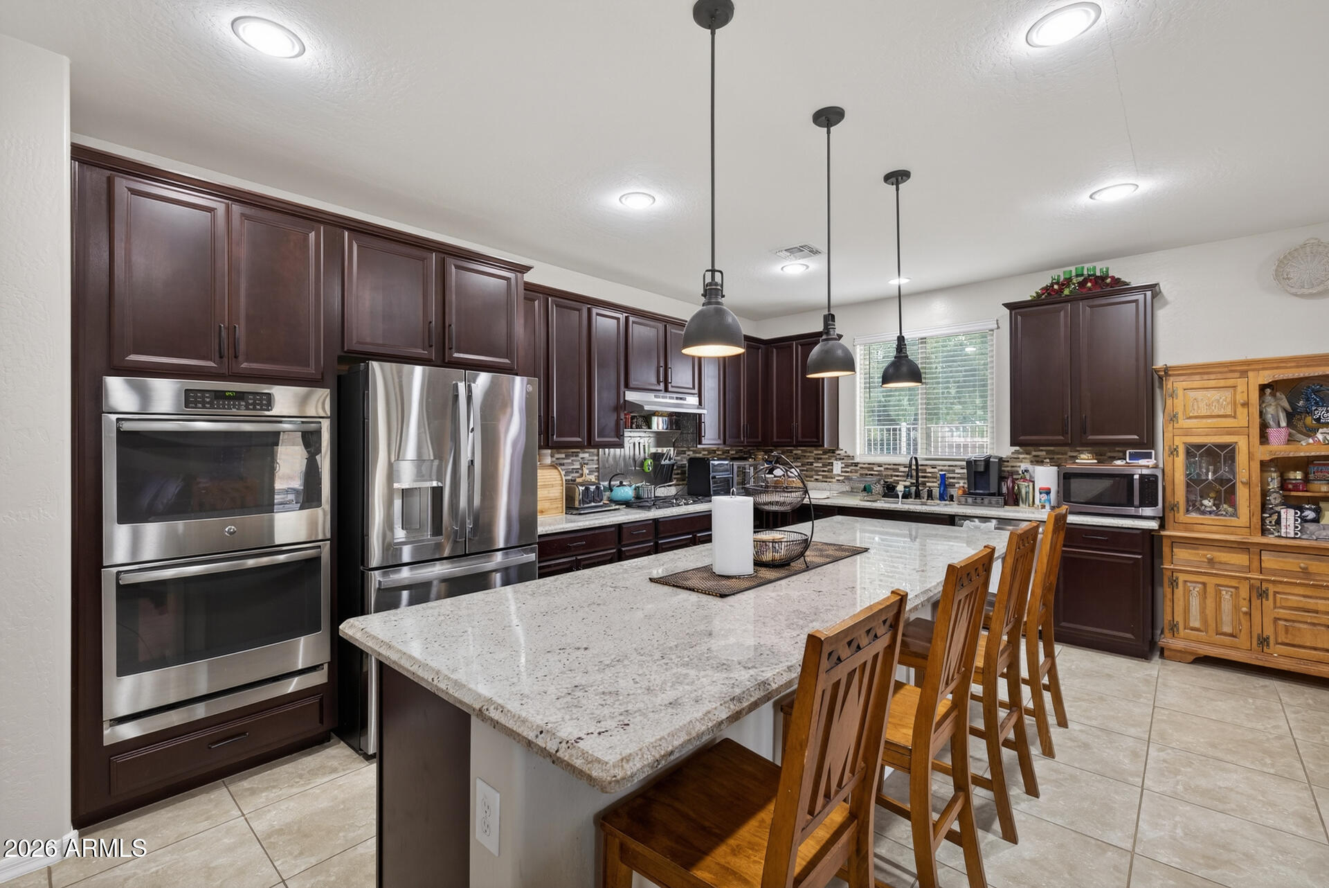 22285 E DESERT HILLS Court