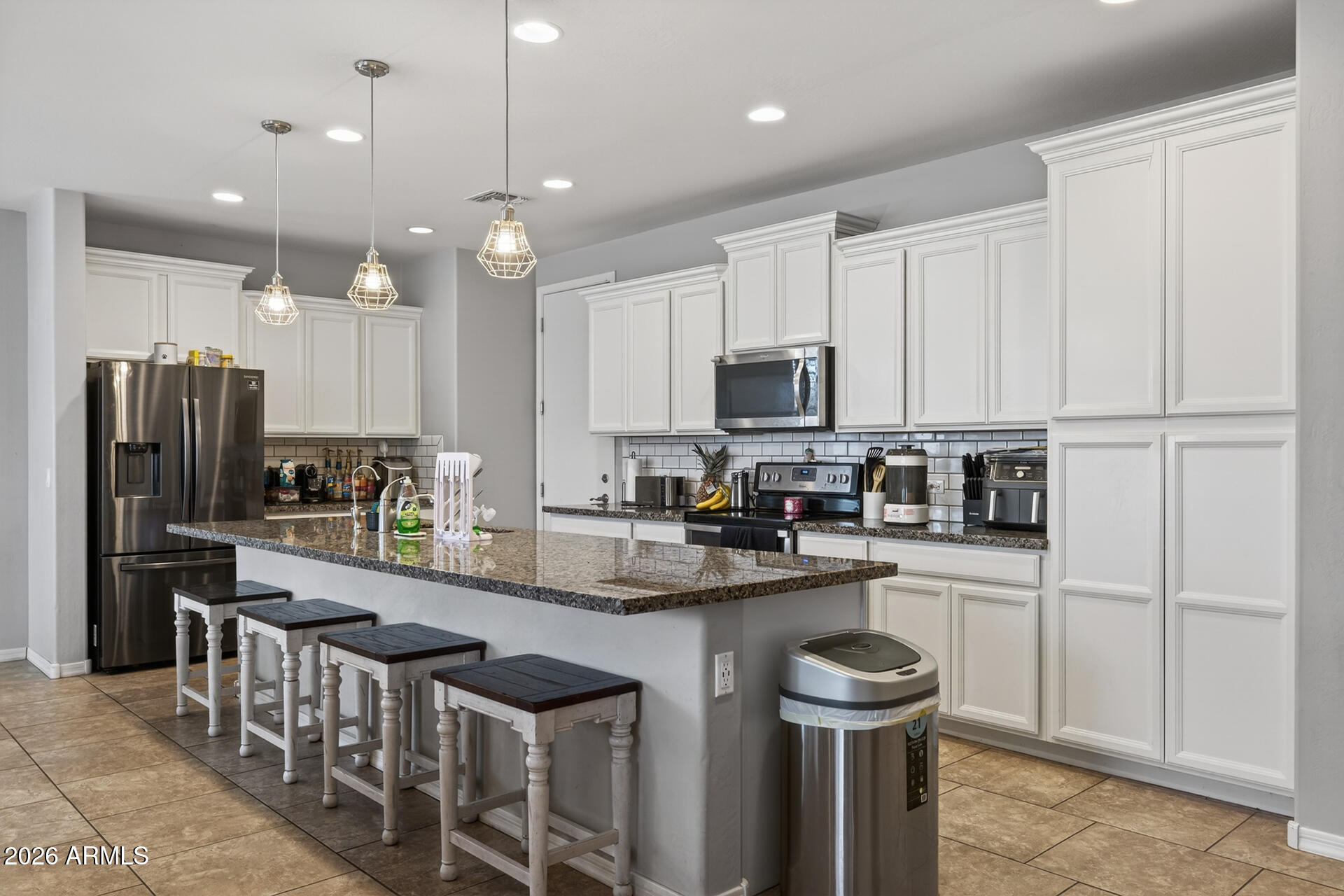 16922 W WOODLANDS Avenue