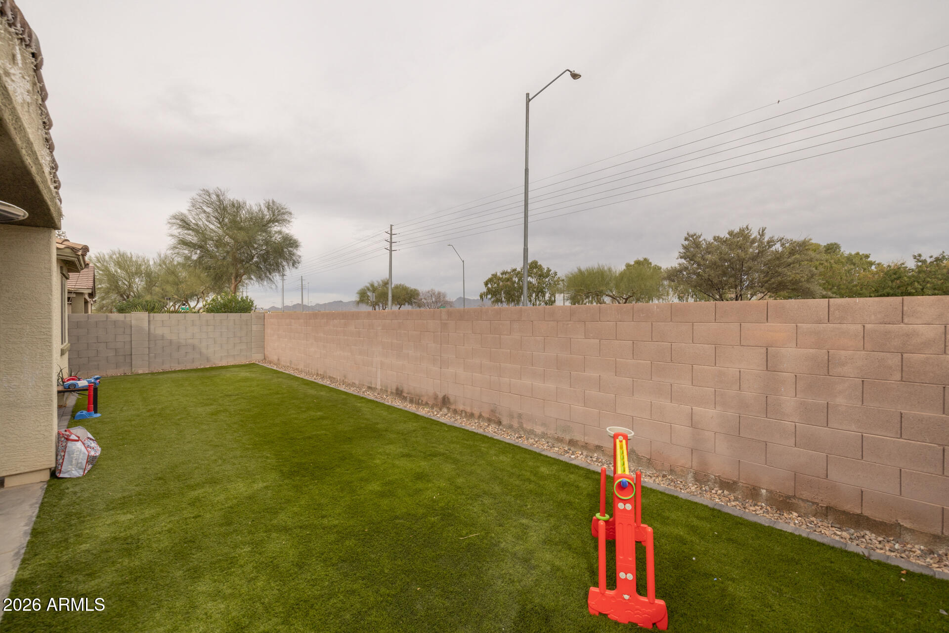 16922 W WOODLANDS Avenue