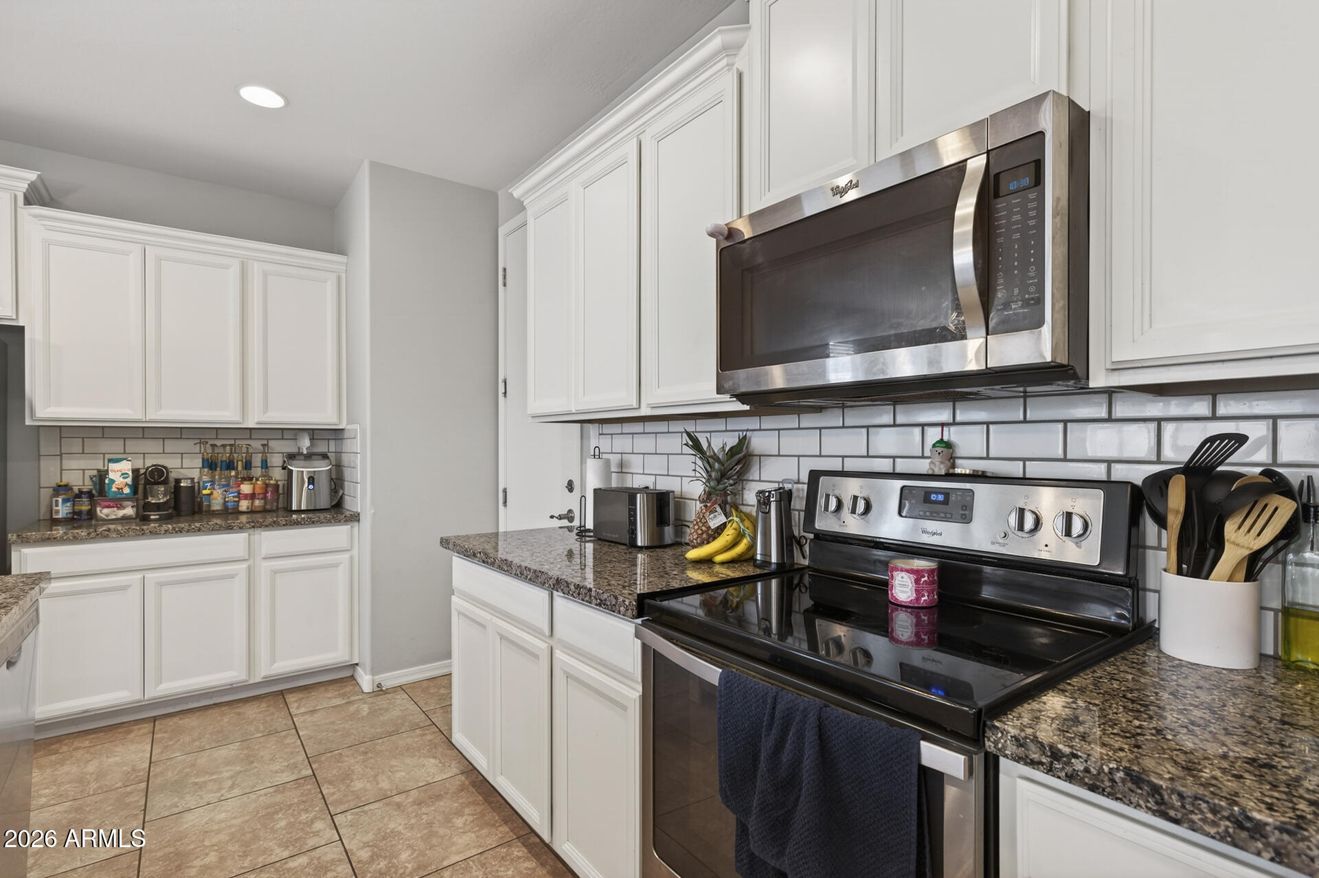 16922 W WOODLANDS Avenue