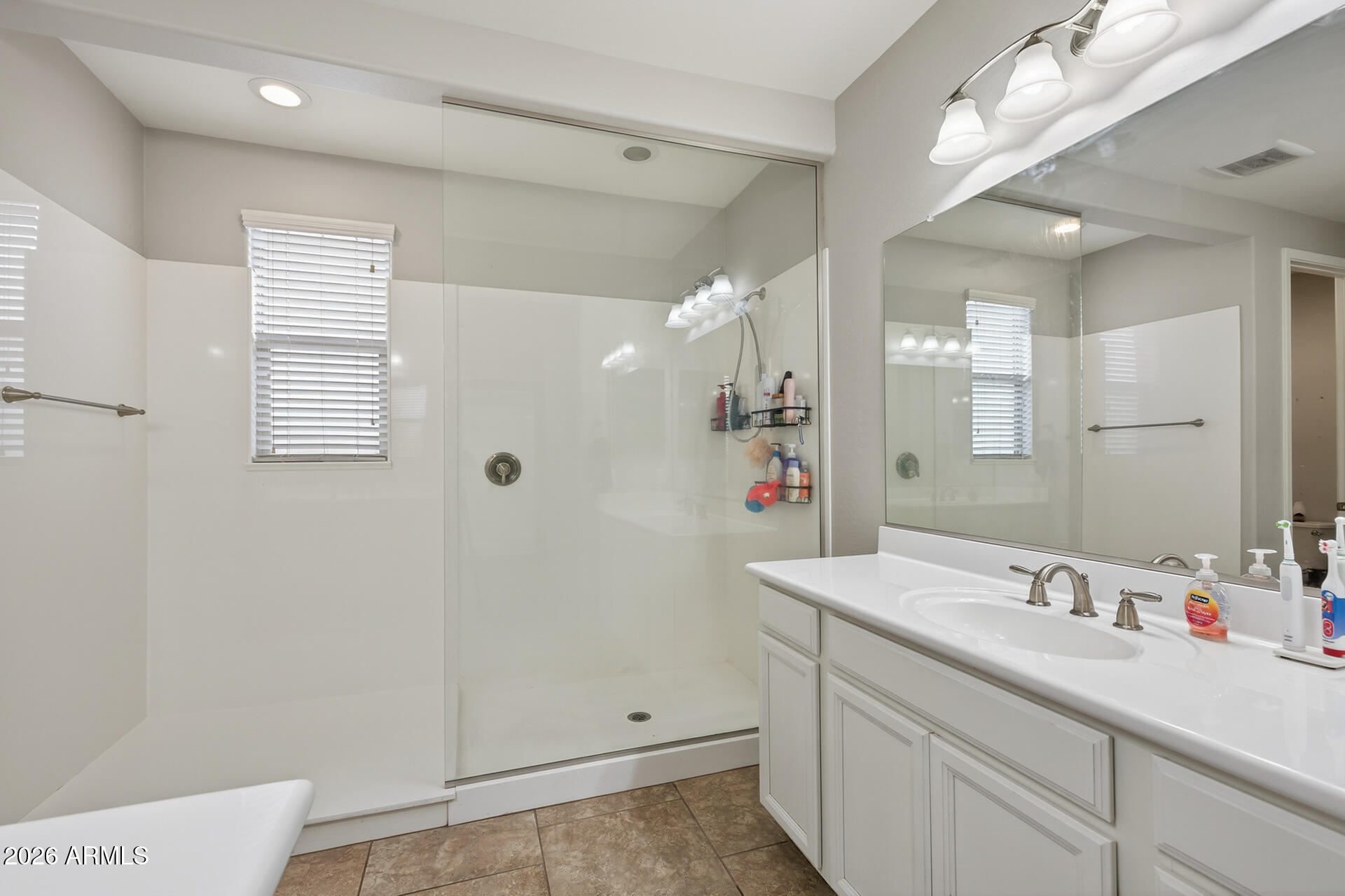 16922 W WOODLANDS Avenue