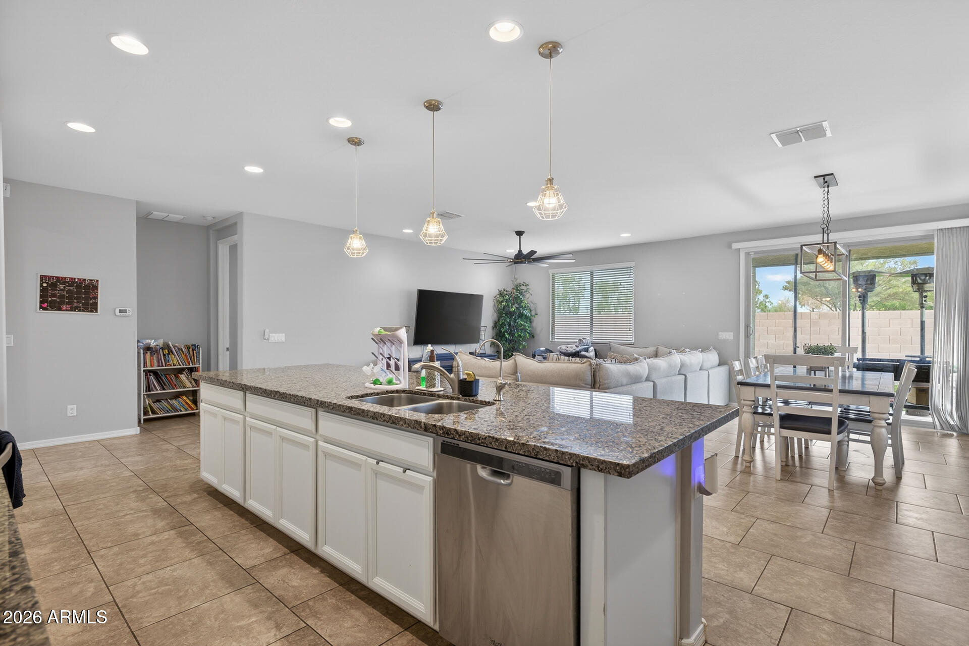 16922 W WOODLANDS Avenue