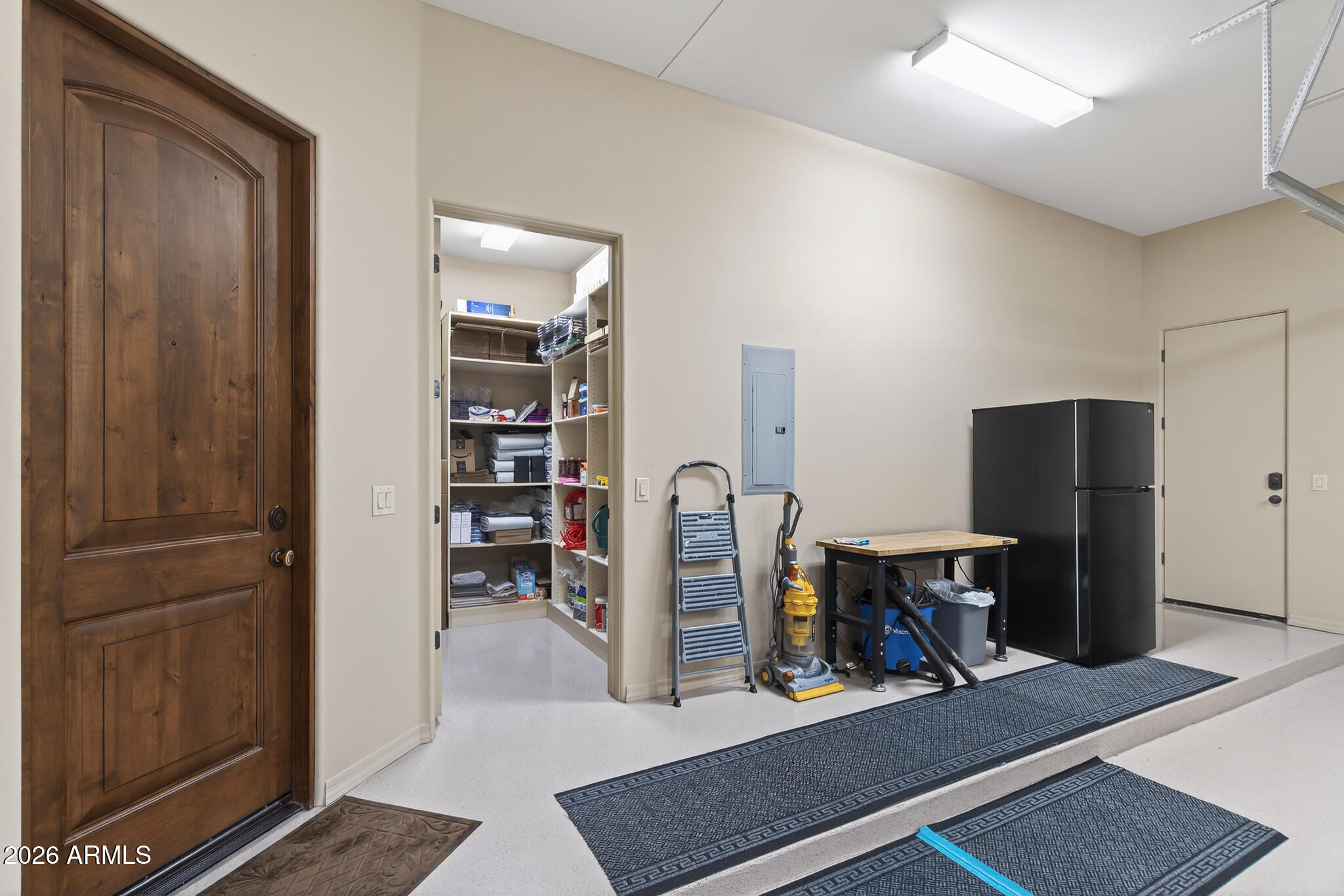 6316 W SWEETWATER Avenue