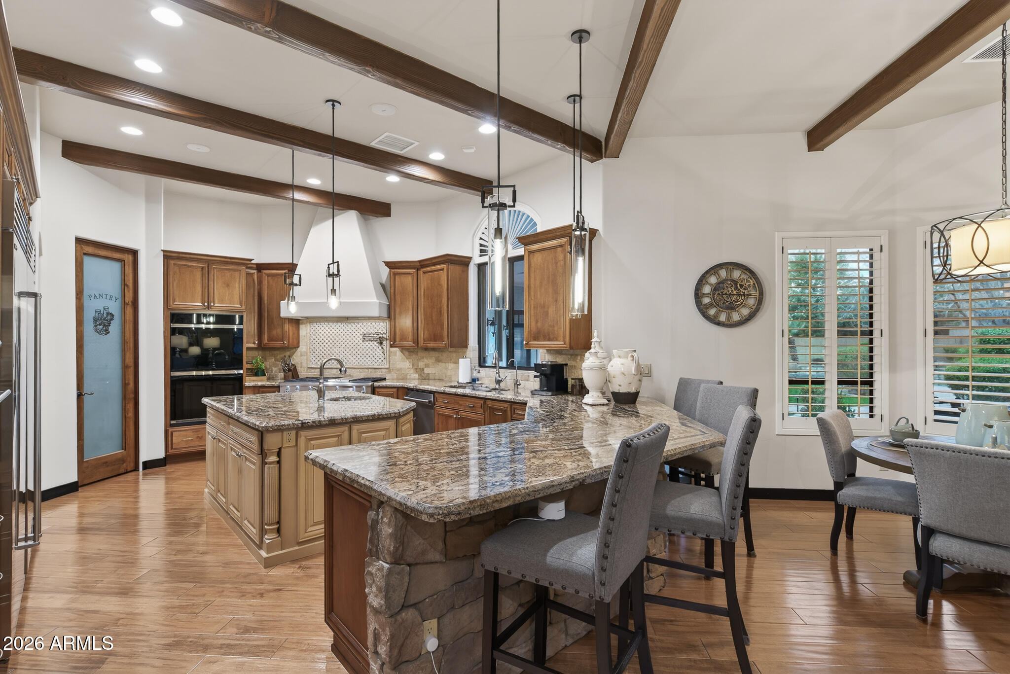 6316 W SWEETWATER Avenue