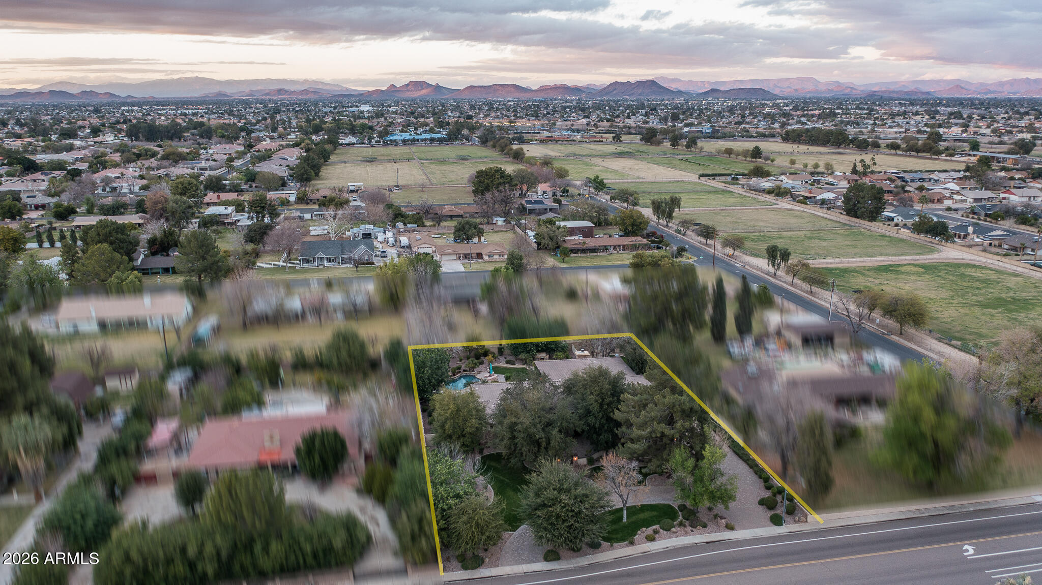 6316 W SWEETWATER Avenue