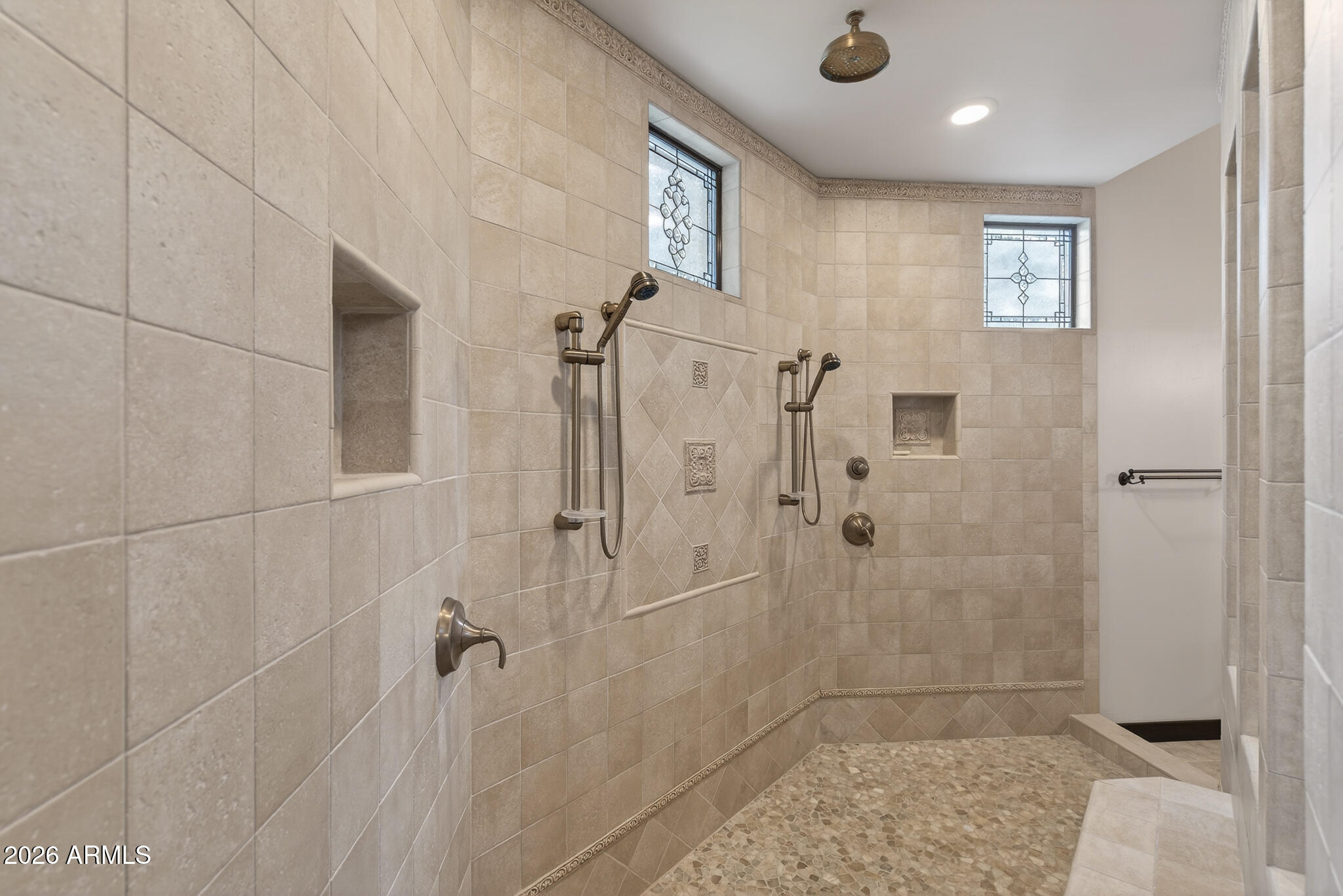 6316 W SWEETWATER Avenue