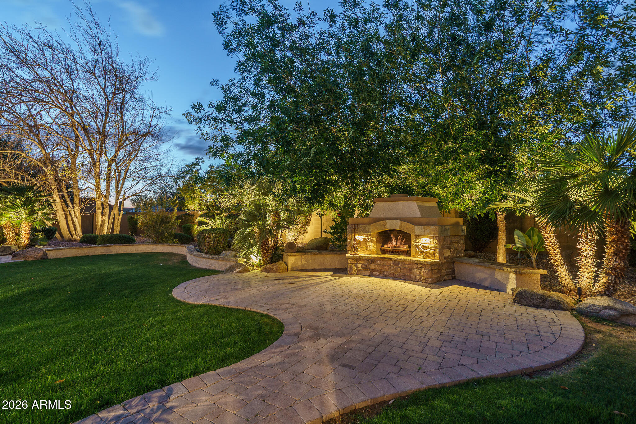 6316 W SWEETWATER Avenue