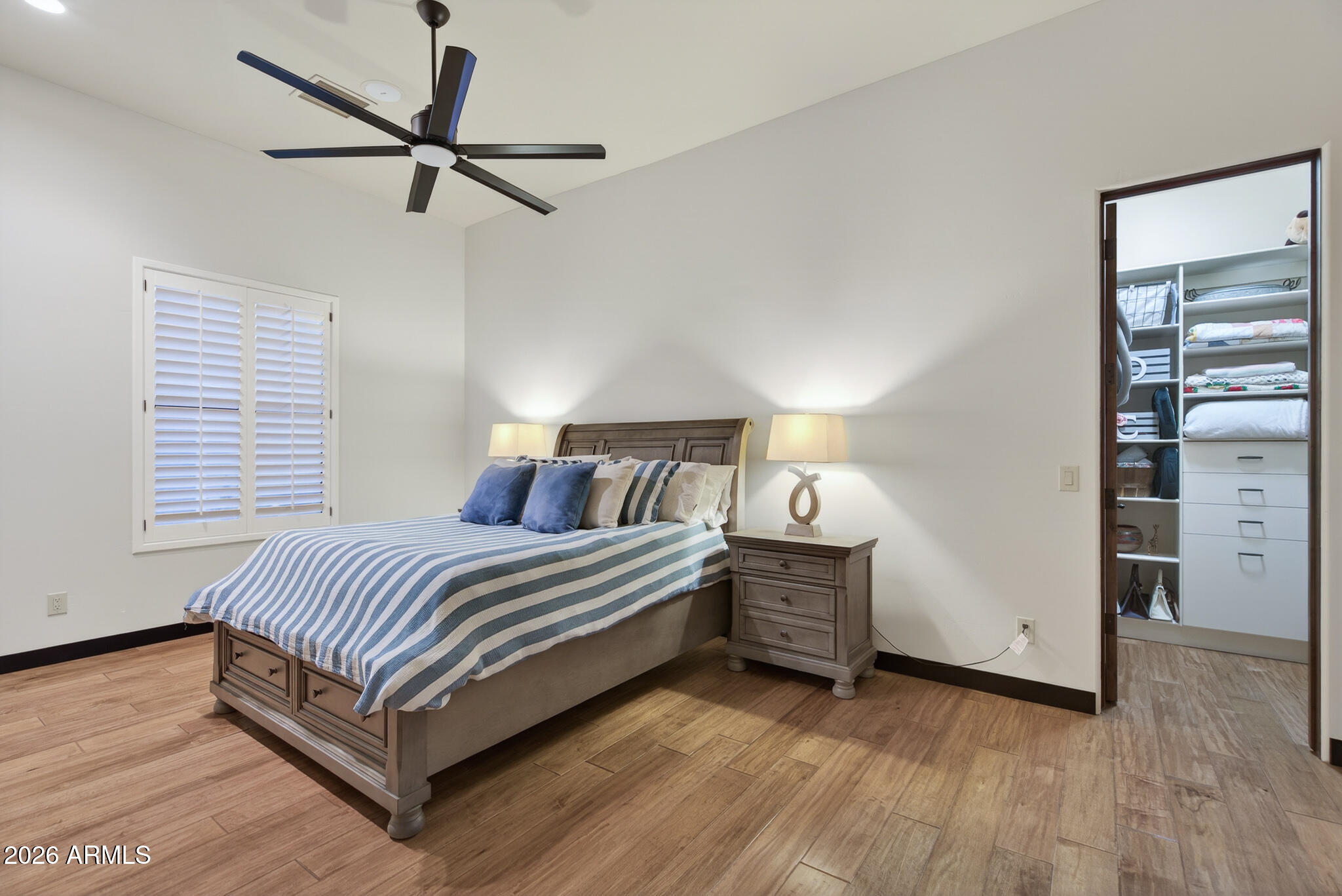 6316 W SWEETWATER Avenue