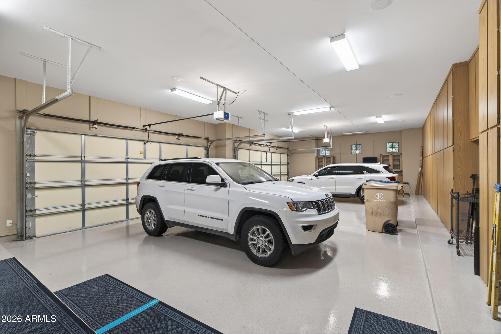 6316 W SWEETWATER Avenue