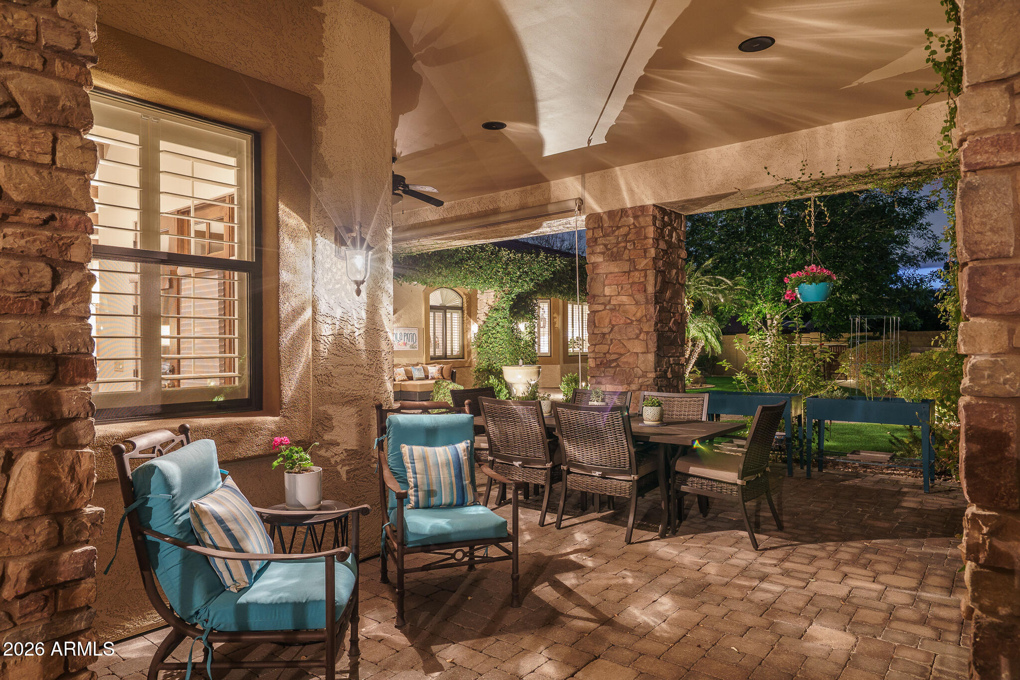 6316 W SWEETWATER Avenue