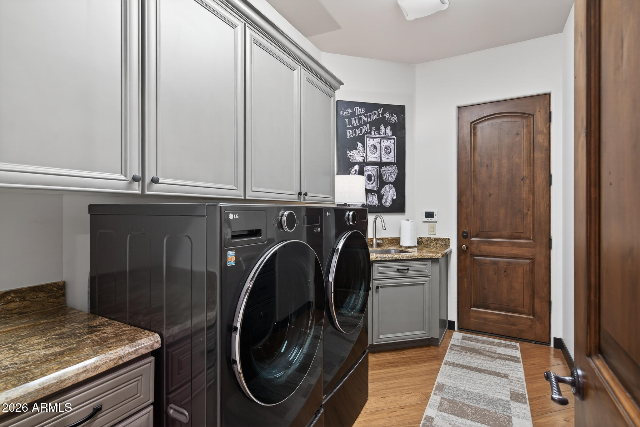 6316 W SWEETWATER Avenue