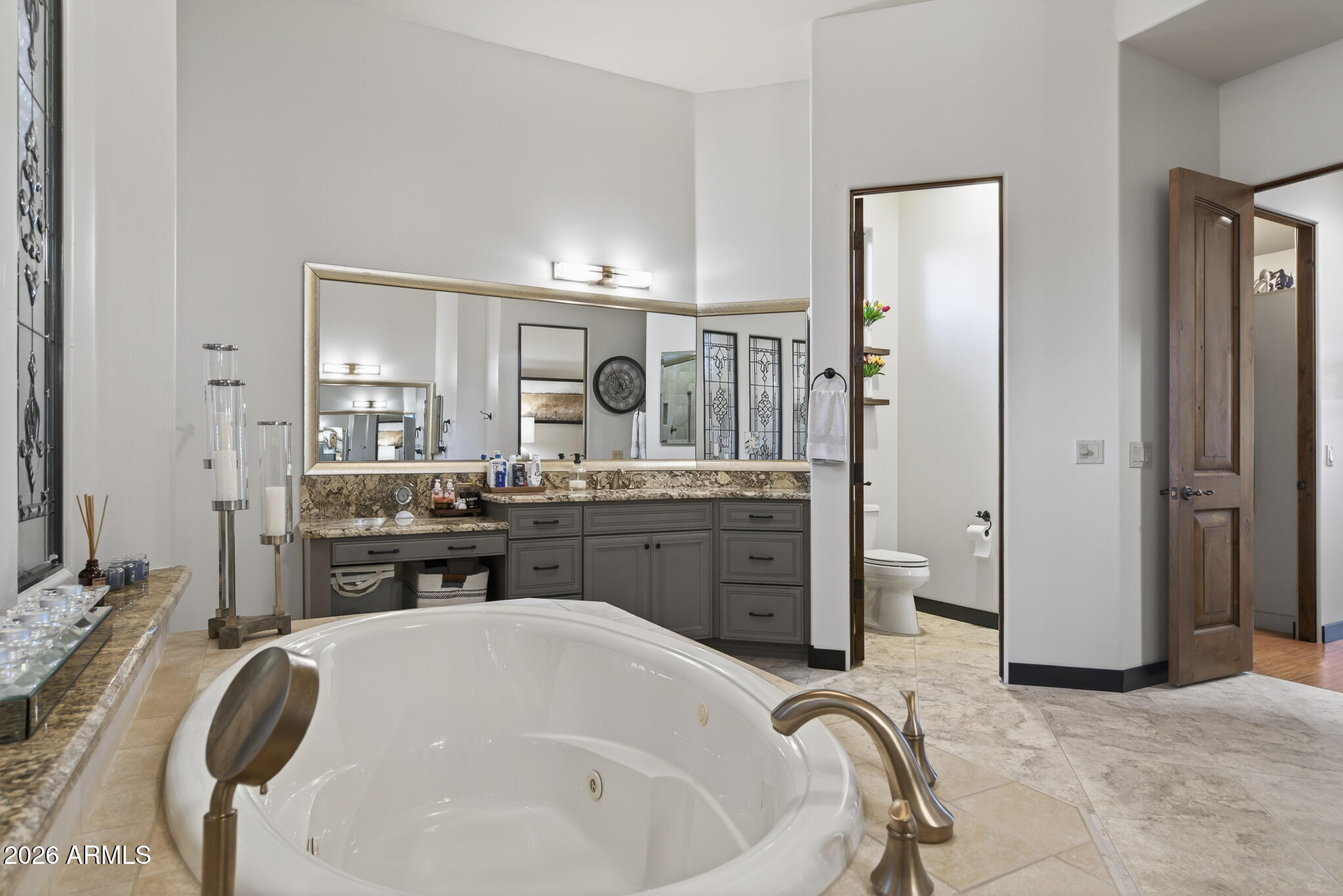 6316 W SWEETWATER Avenue