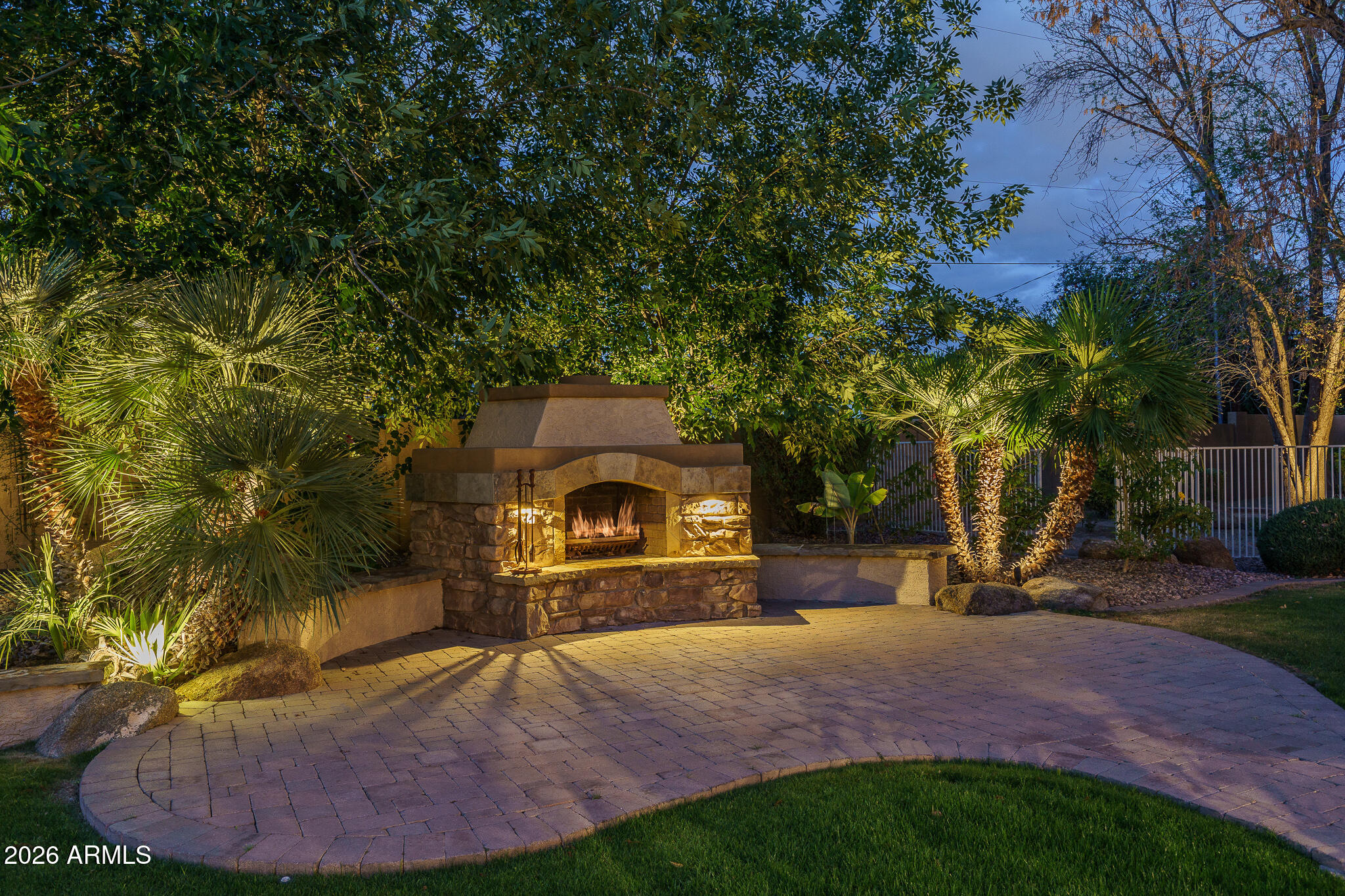 6316 W SWEETWATER Avenue