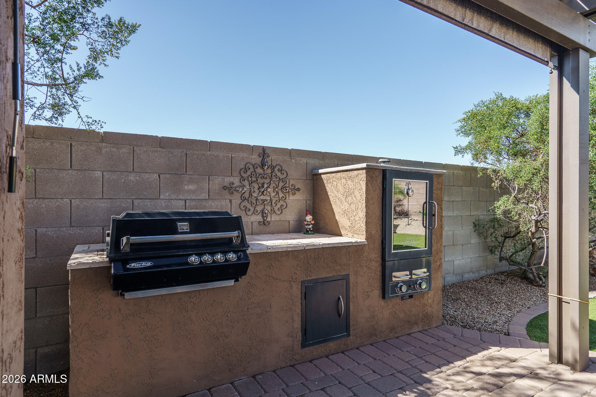 18398 W RIMROCK Street