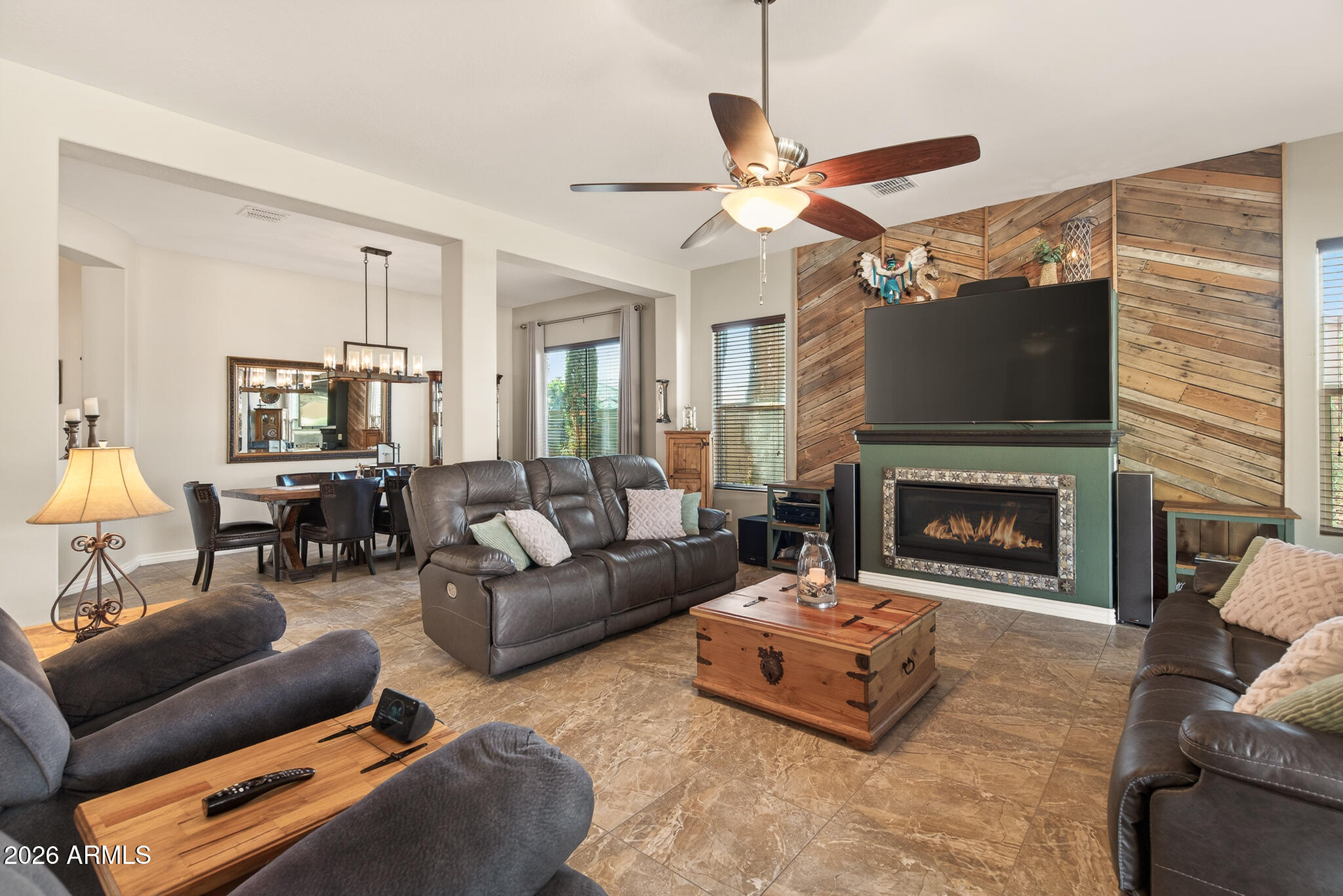 18398 W RIMROCK Street