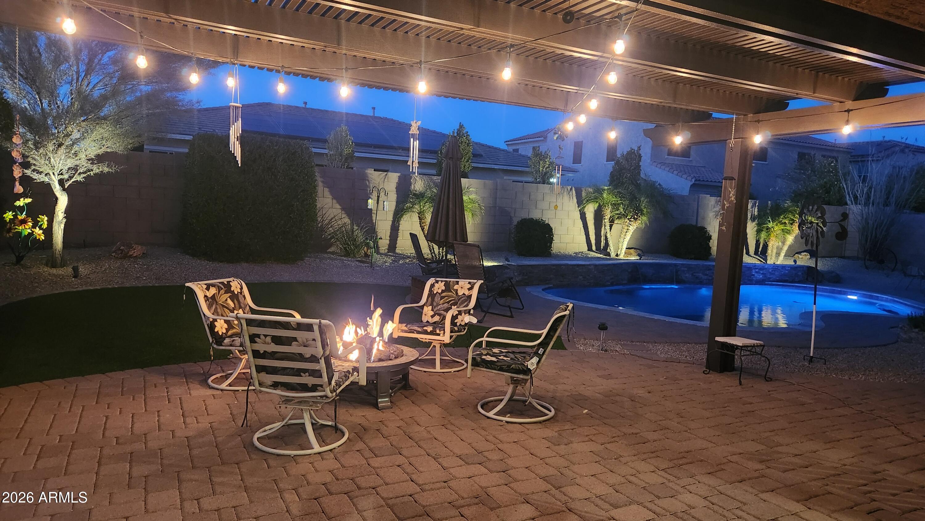 18398 W RIMROCK Street