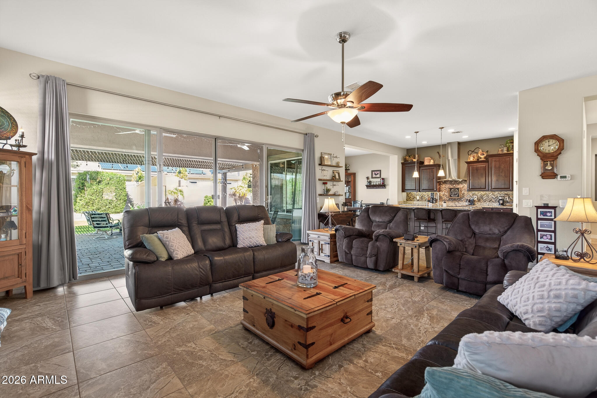 18398 W RIMROCK Street