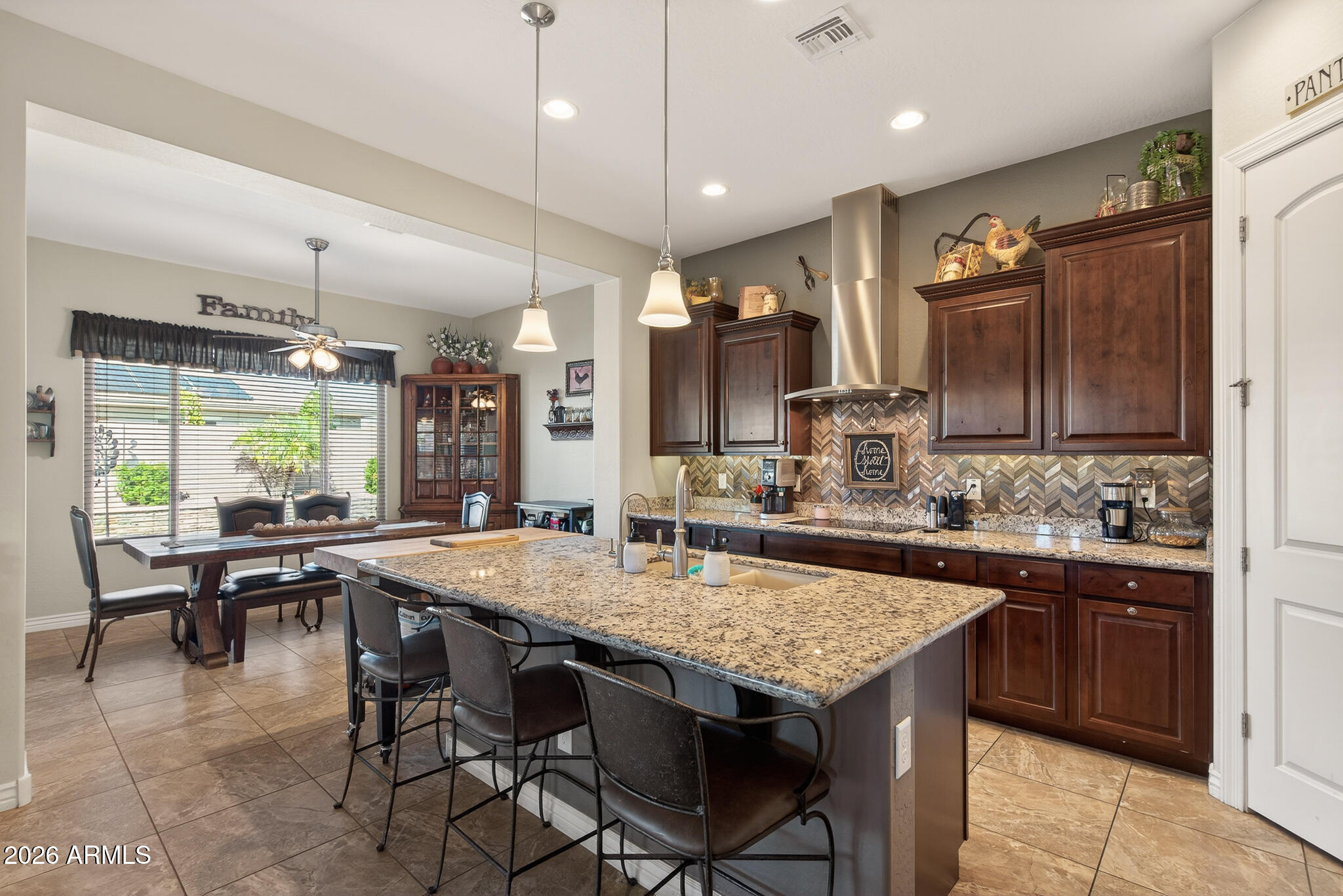 18398 W RIMROCK Street