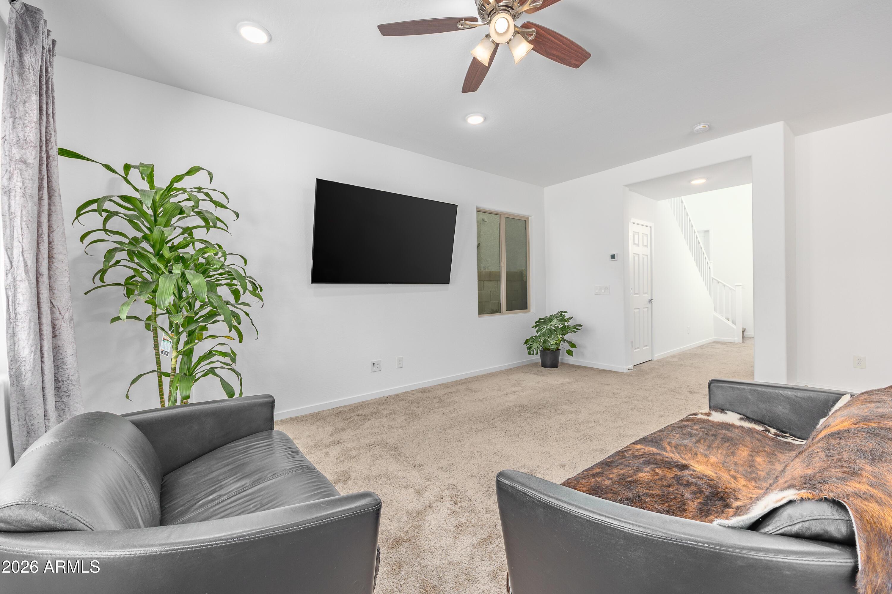 2019 N MARKETSIDE Avenue