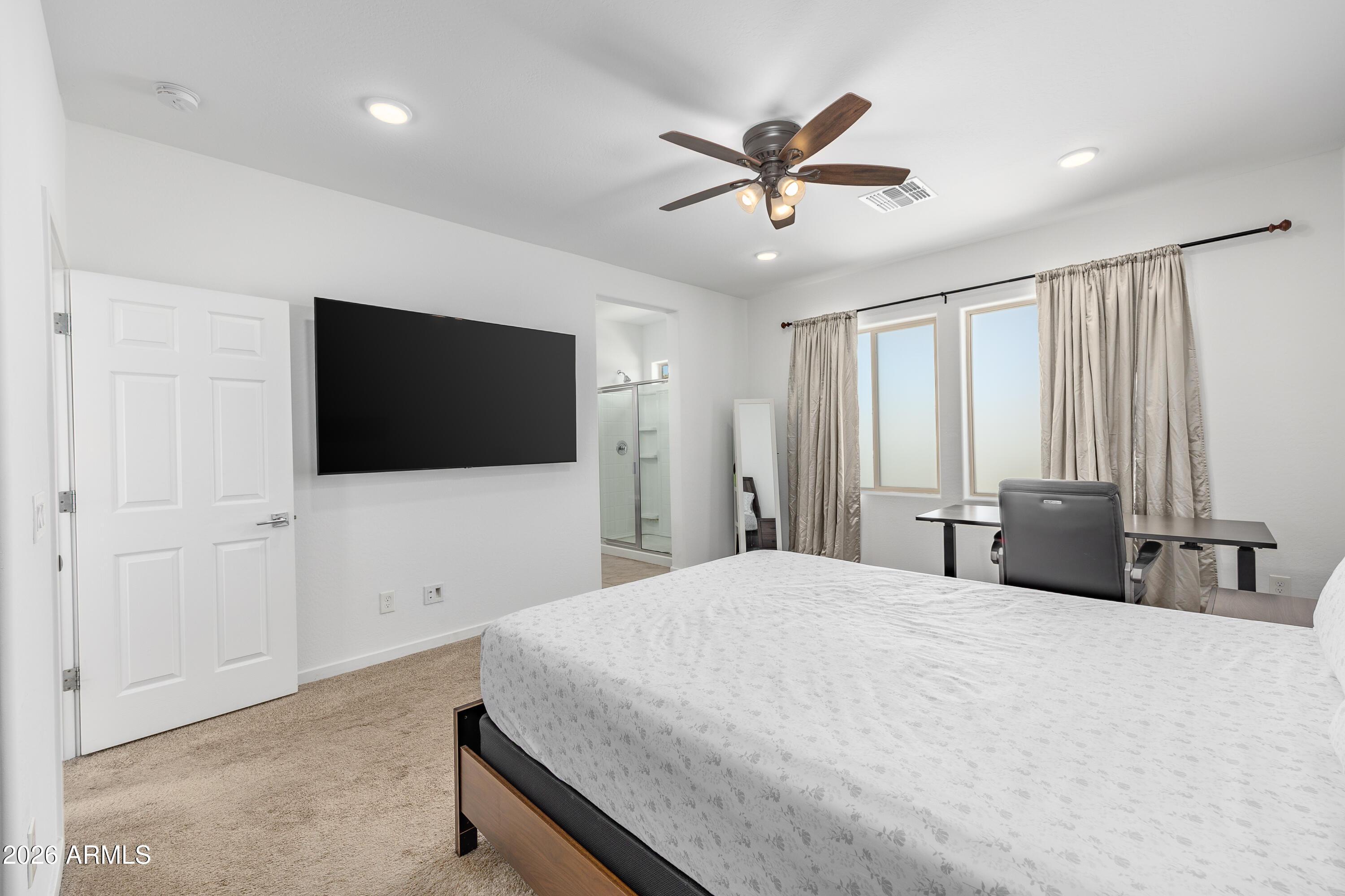 2019 N MARKETSIDE Avenue