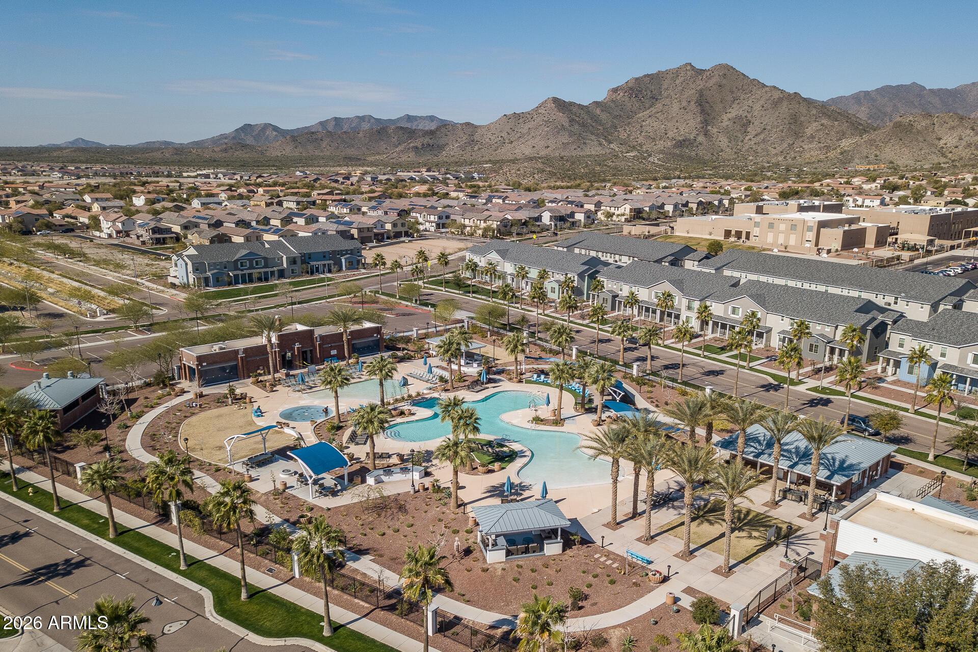 2019 N MARKETSIDE Avenue