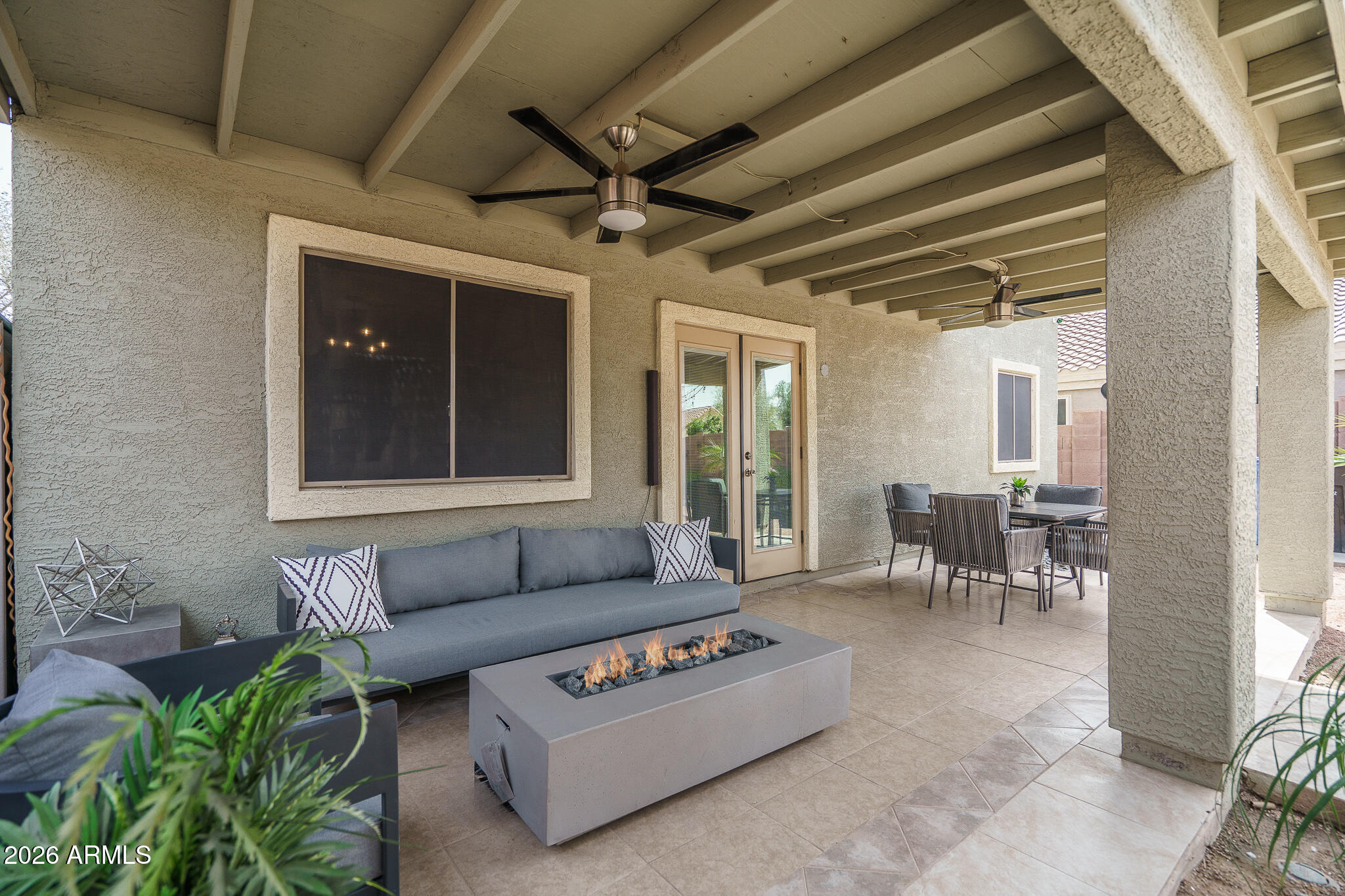 8526 W PIONEER Street