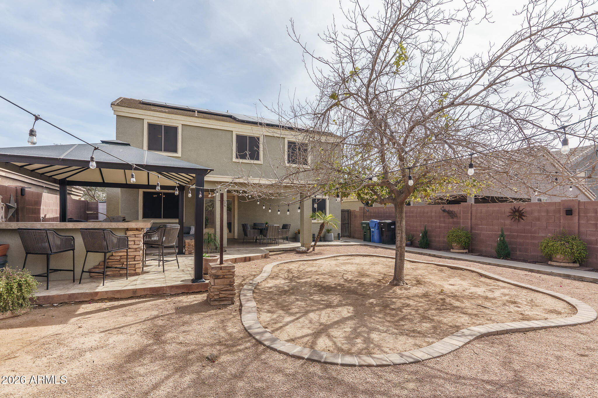 8526 W PIONEER Street