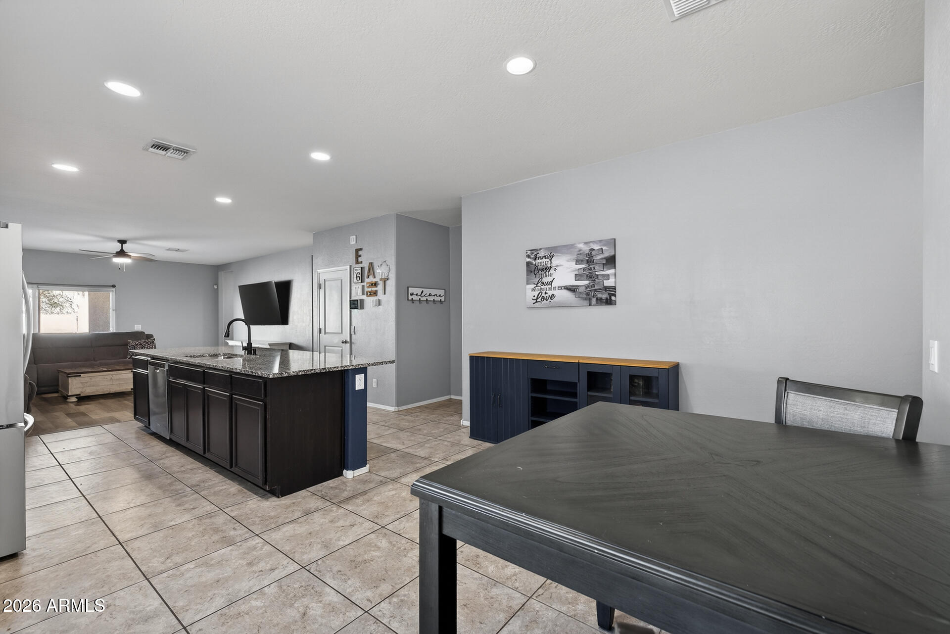 7644 W FLORENCE Avenue