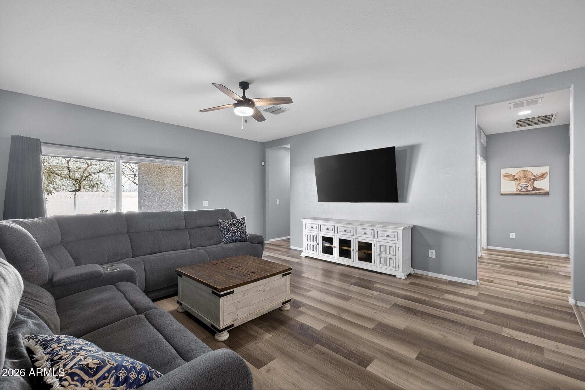 7644 W FLORENCE Avenue