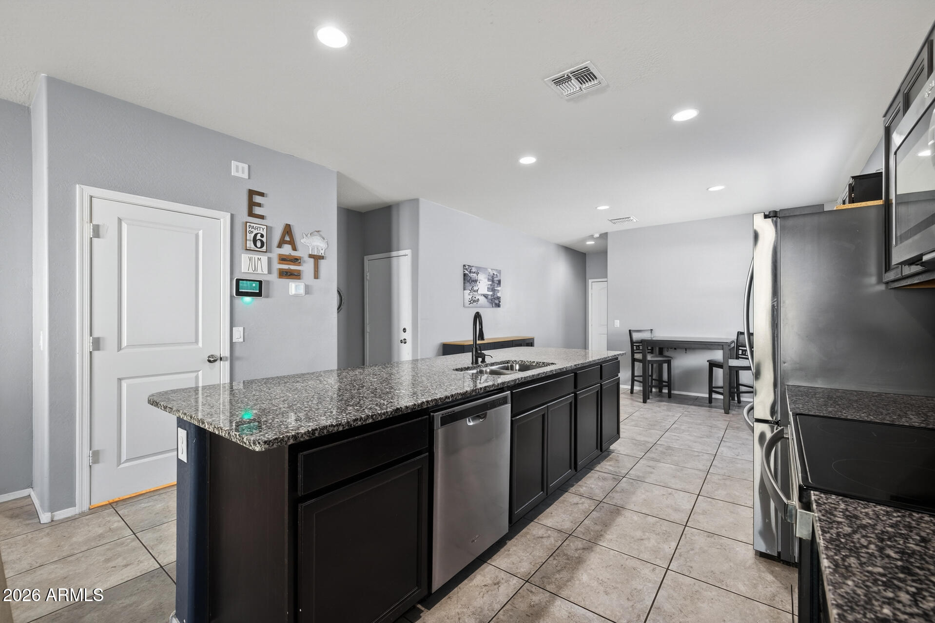 7644 W FLORENCE Avenue