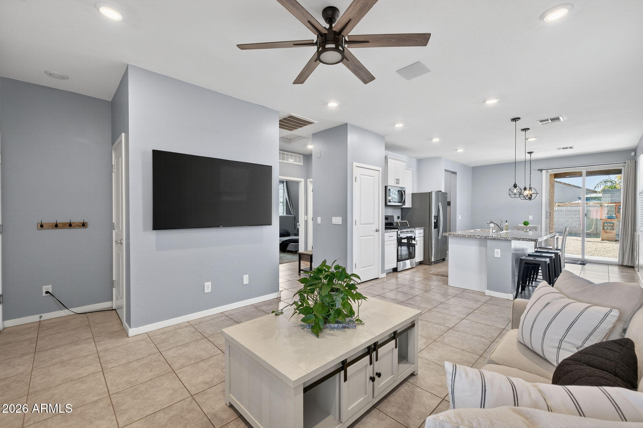 3581 E APPALOOSA Drive