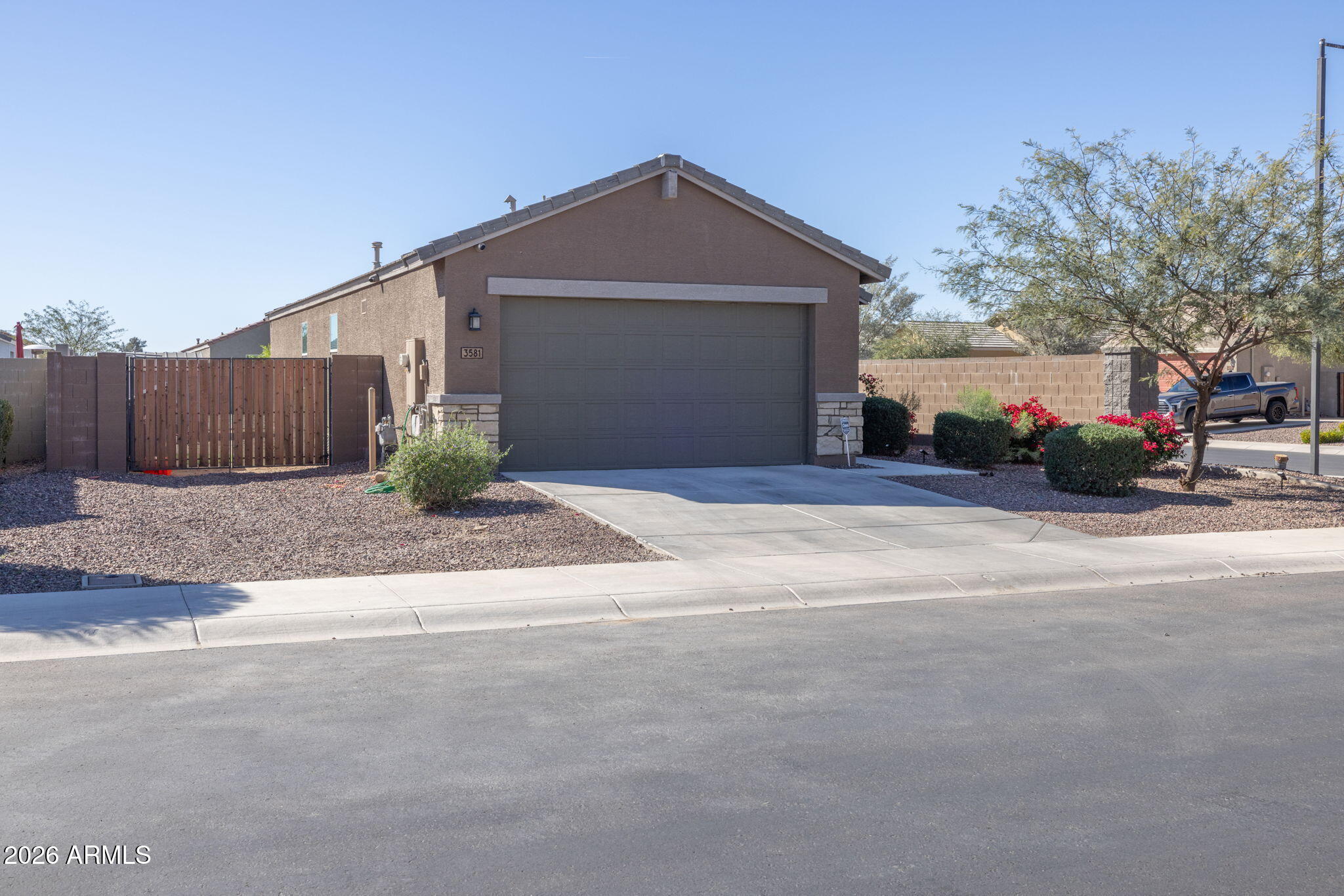 3581 E APPALOOSA Drive