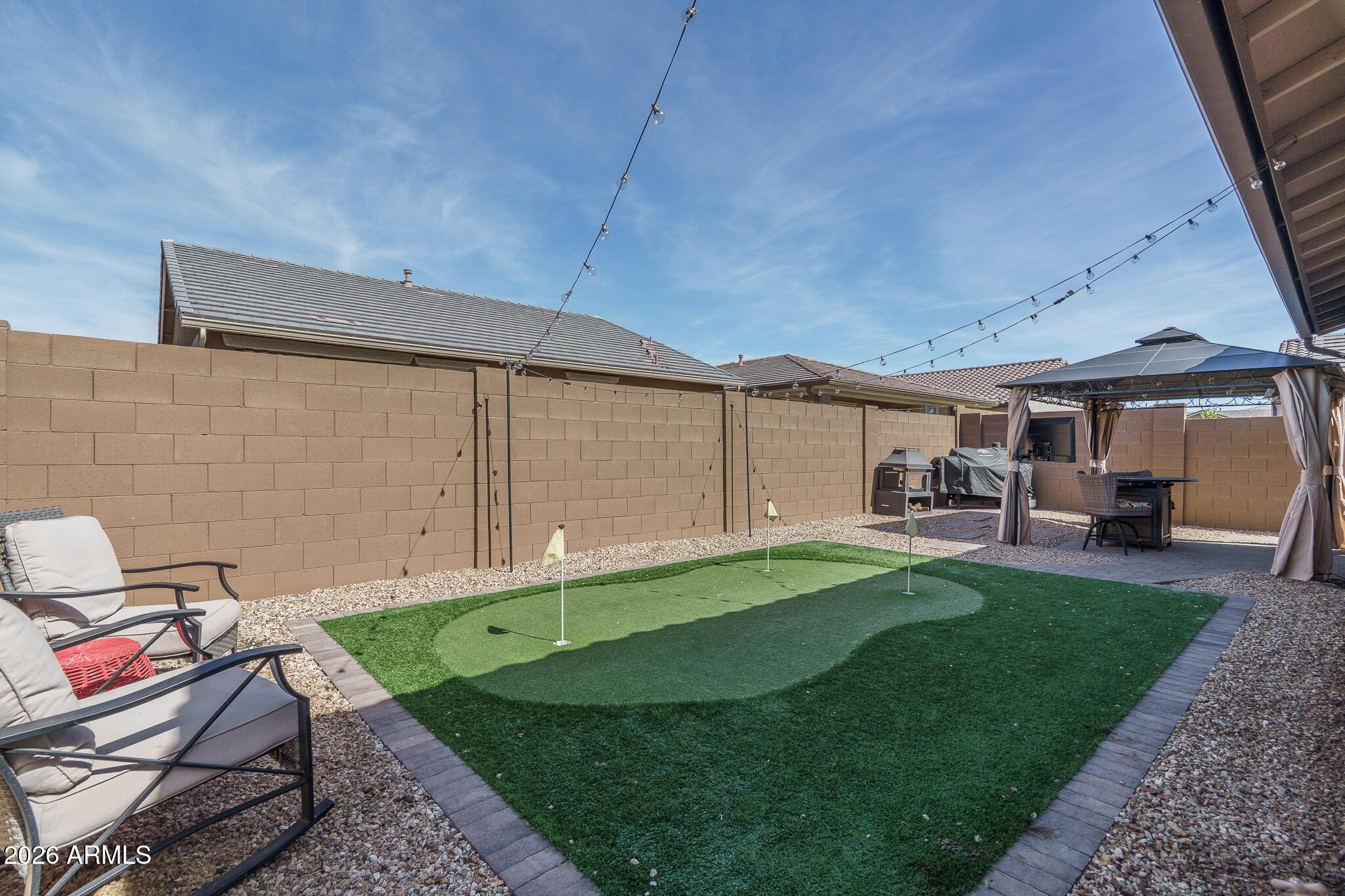 8918 W RANCHO Drive