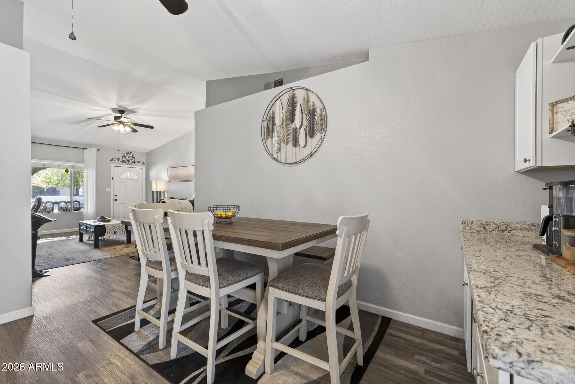 2062 E JUANITA Avenue