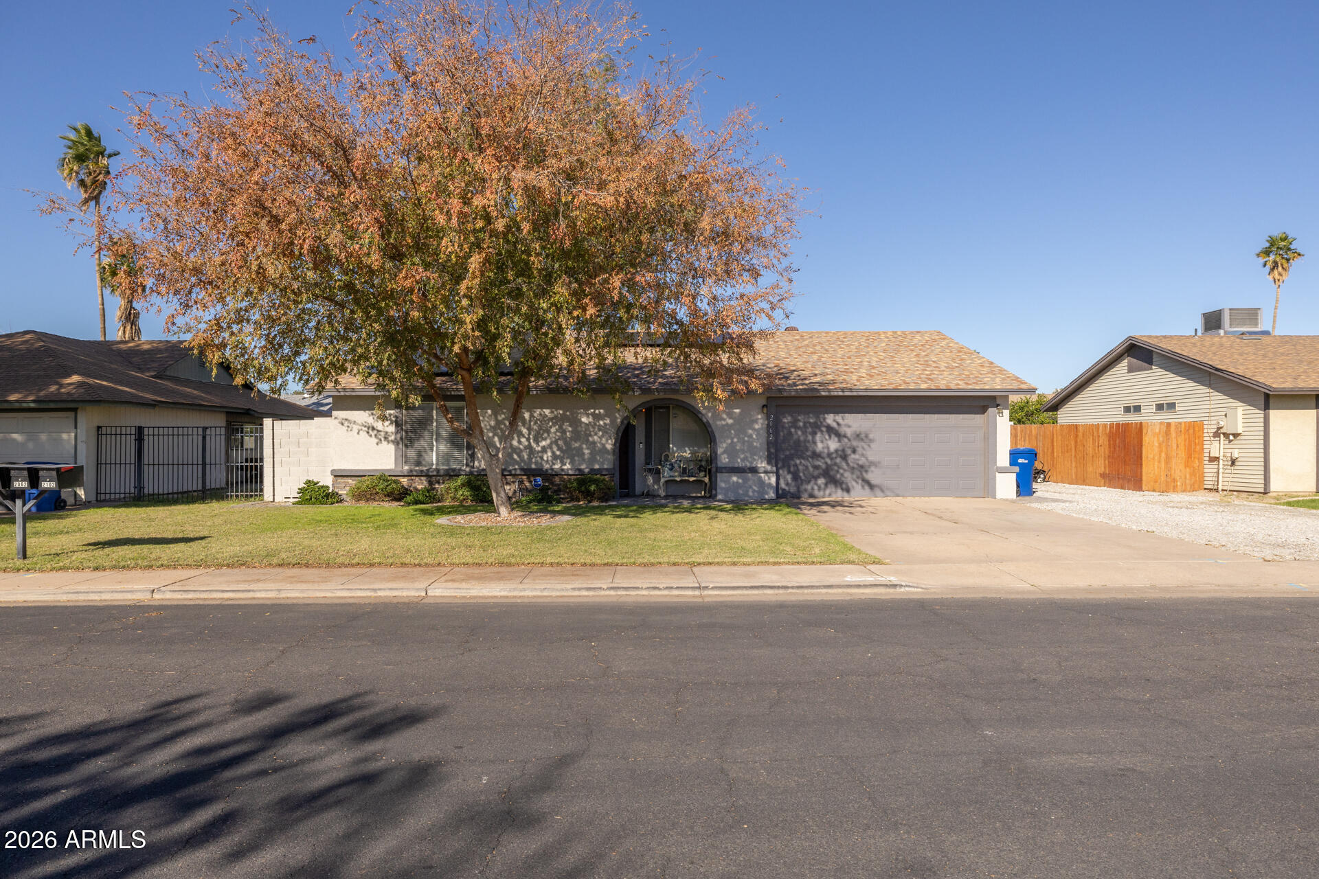 2062 E JUANITA Avenue