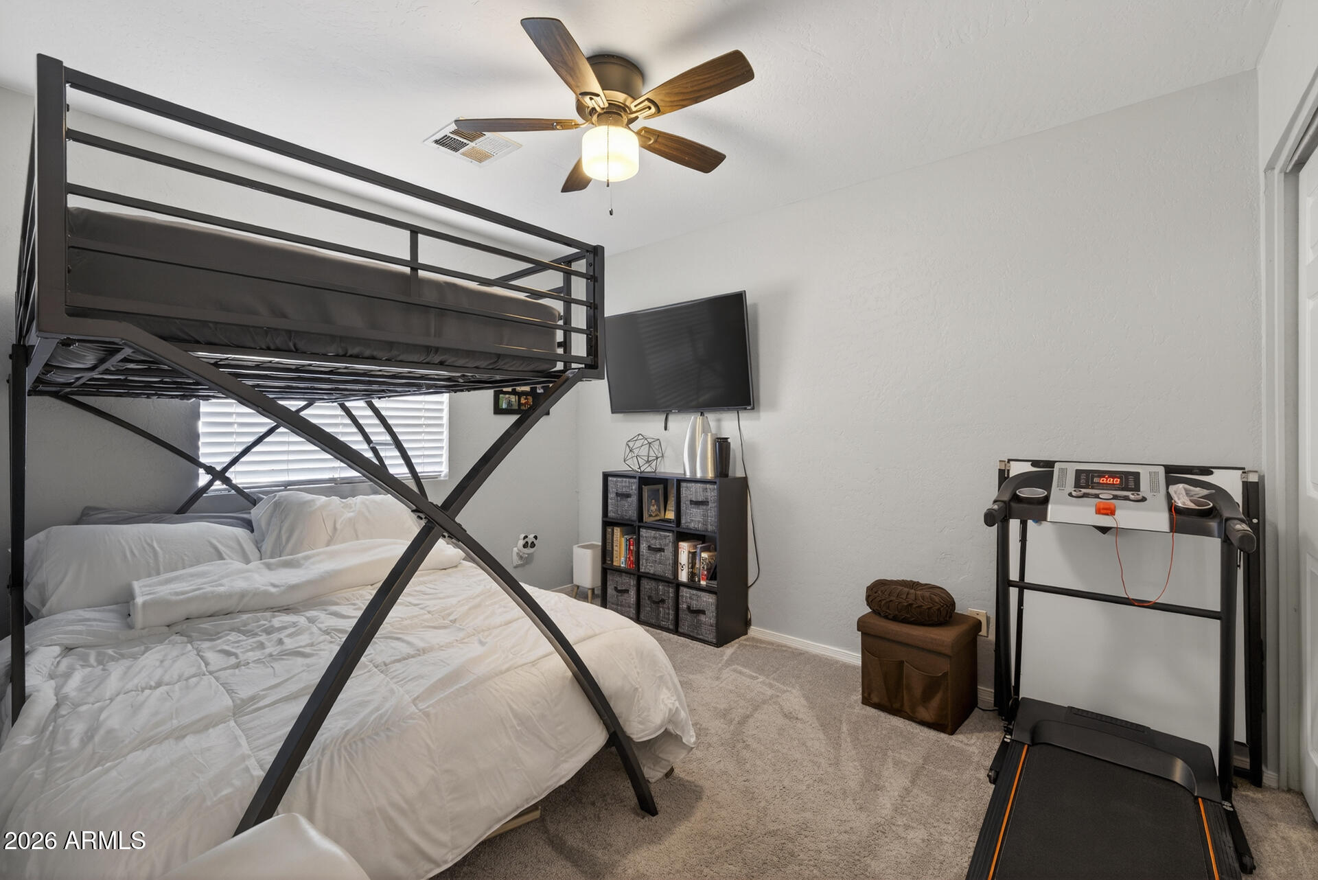 2062 E JUANITA Avenue