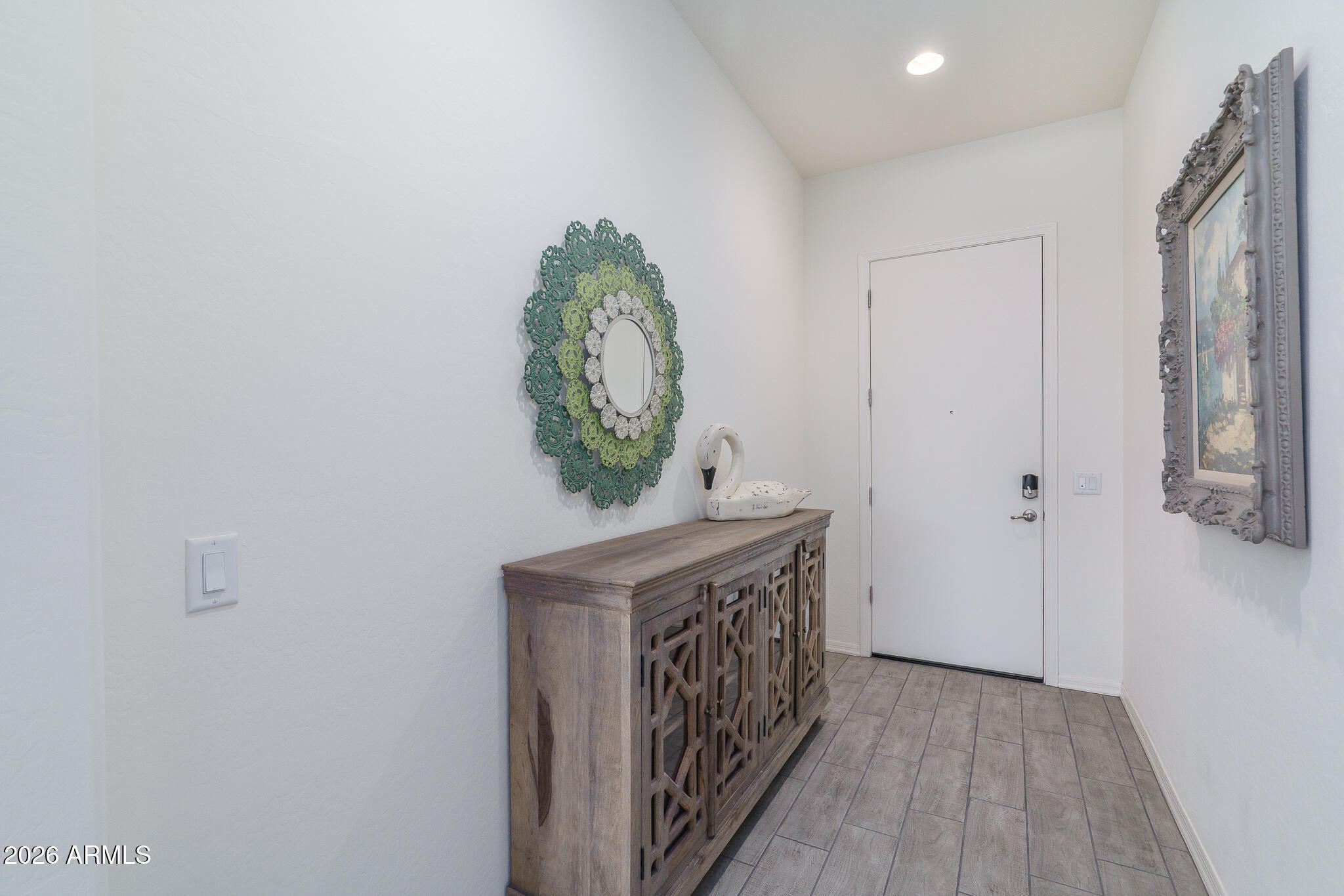 1963 W DESERT HOLLOW Drive