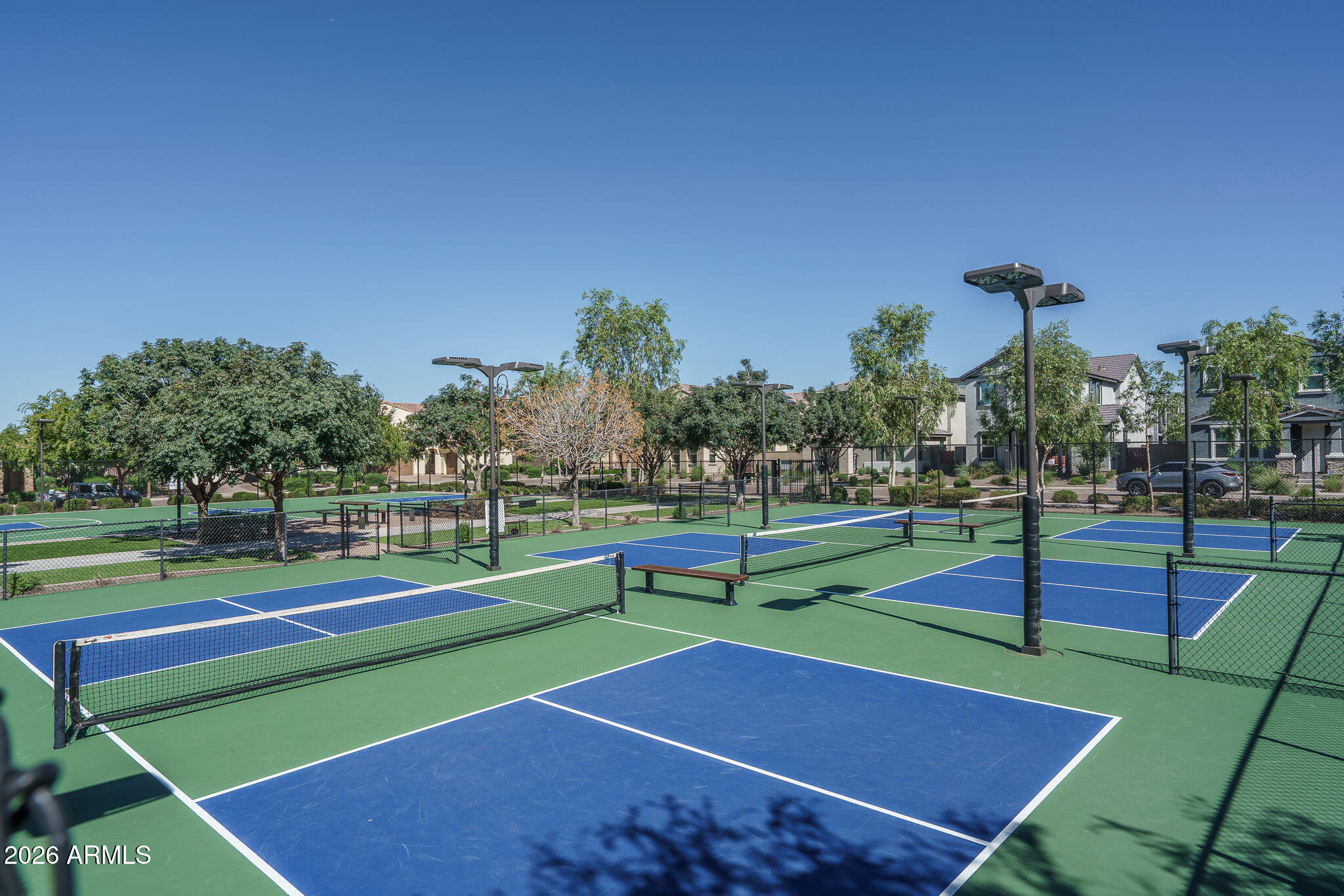 1963 W DESERT HOLLOW Drive