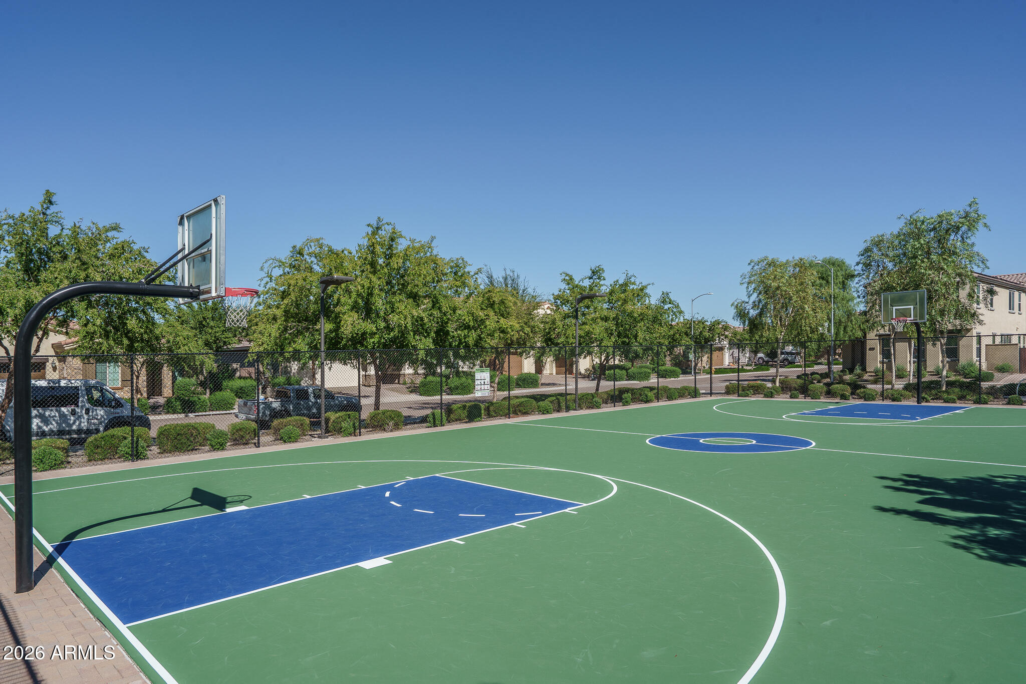 1963 W DESERT HOLLOW Drive