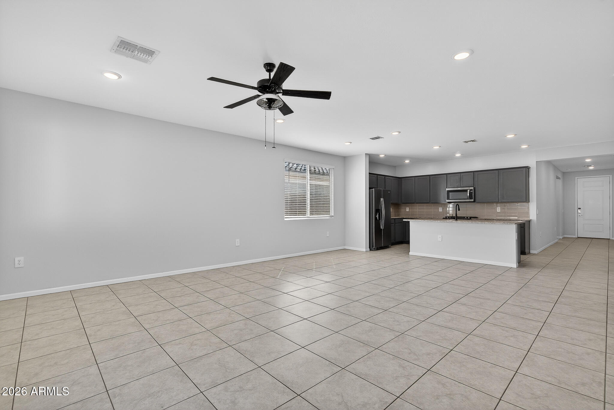 17768 W RAYMOND Street