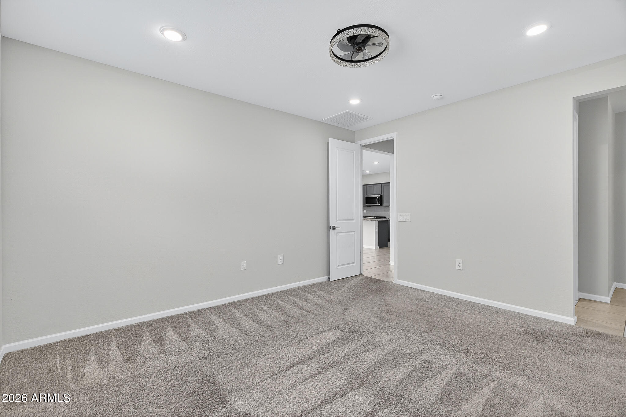 17768 W RAYMOND Street