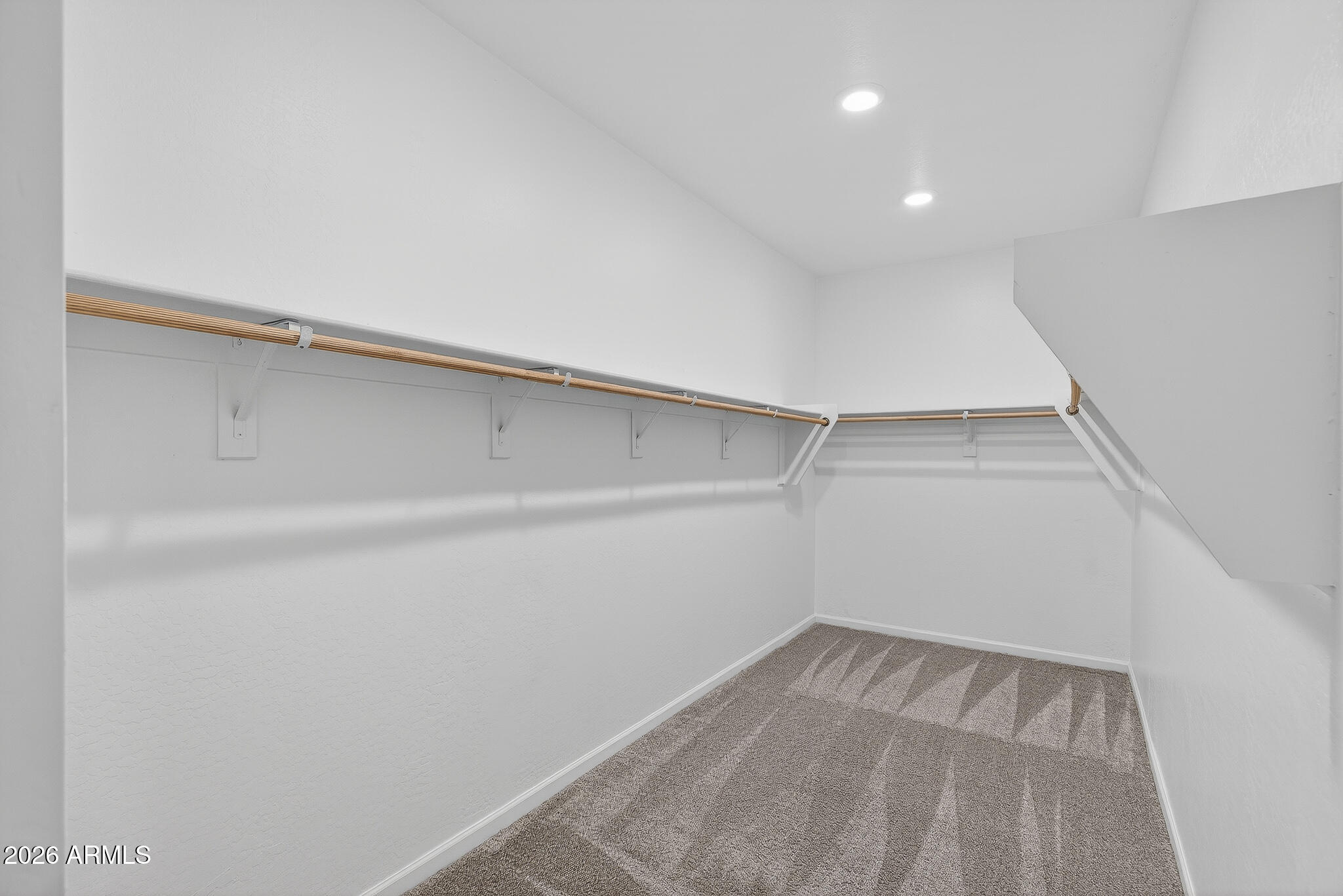 17768 W RAYMOND Street