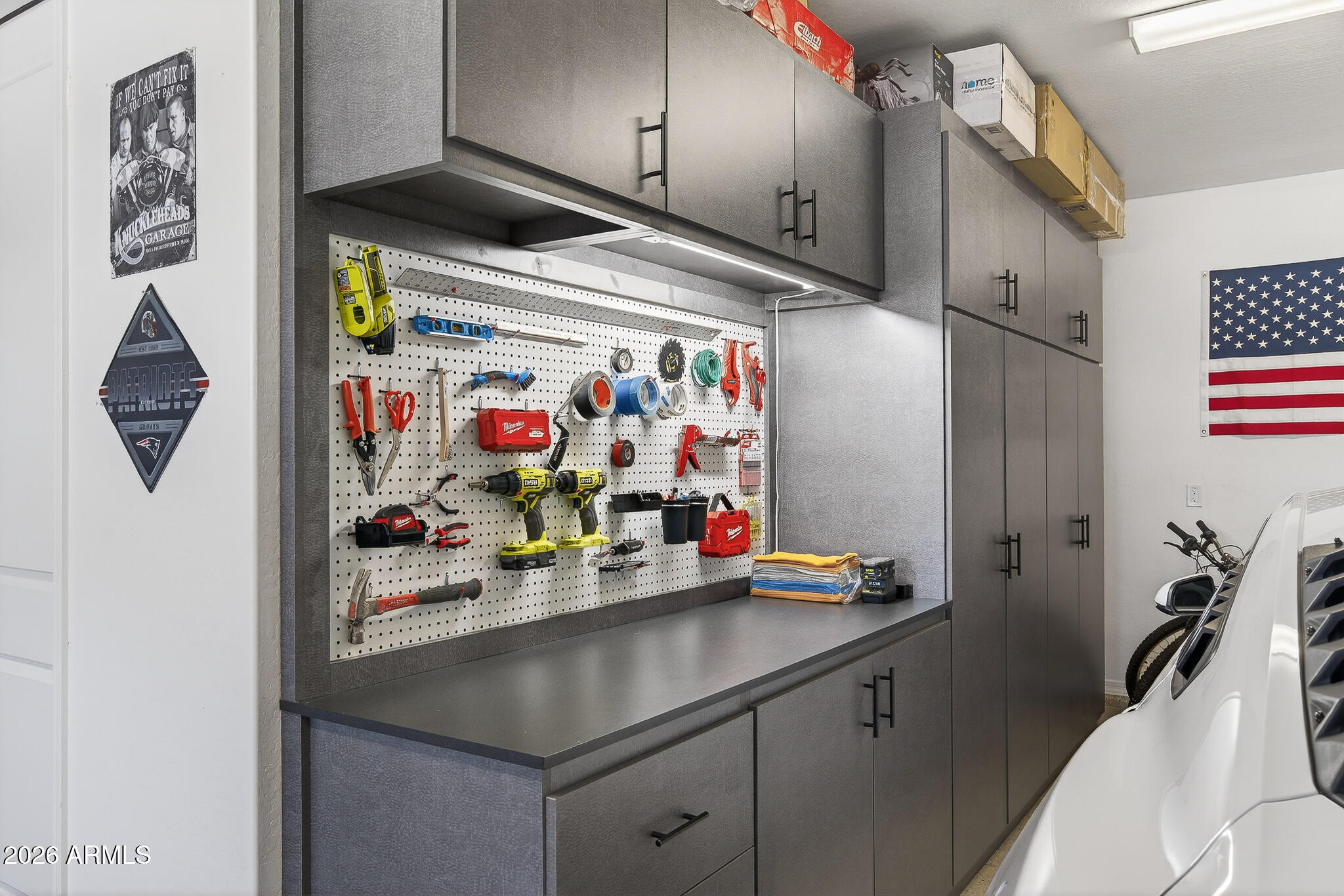 9967 W PINCHOT Avenue