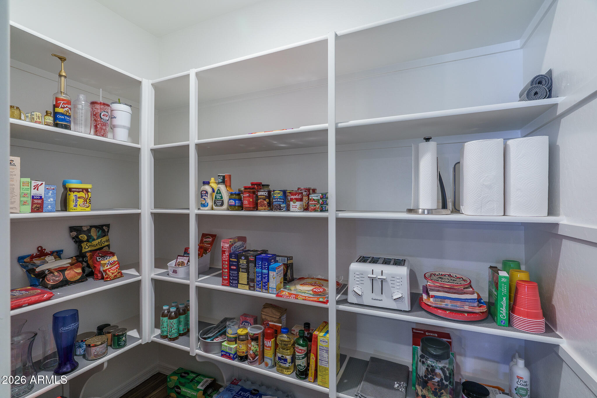 9967 W PINCHOT Avenue