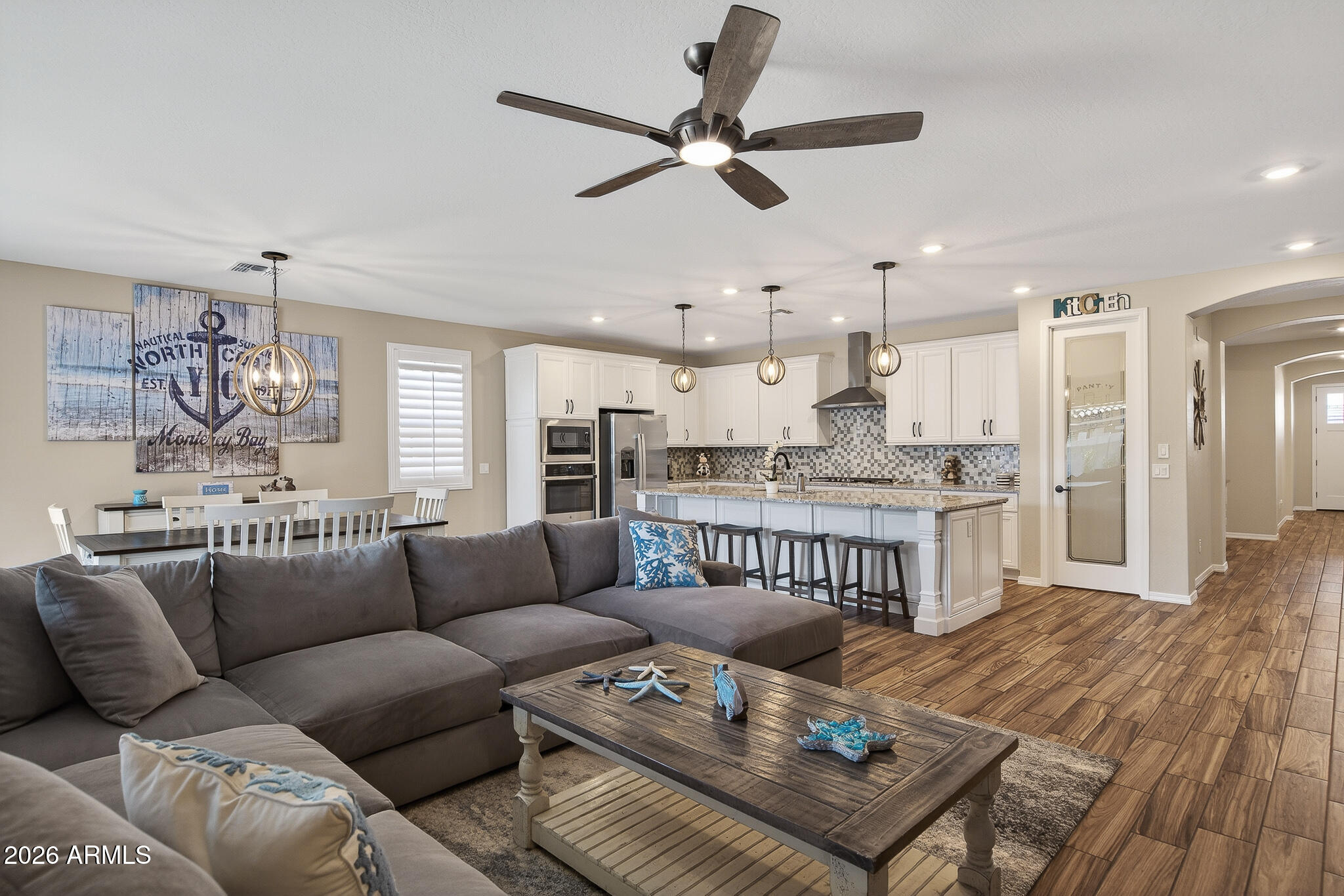 9967 W PINCHOT Avenue