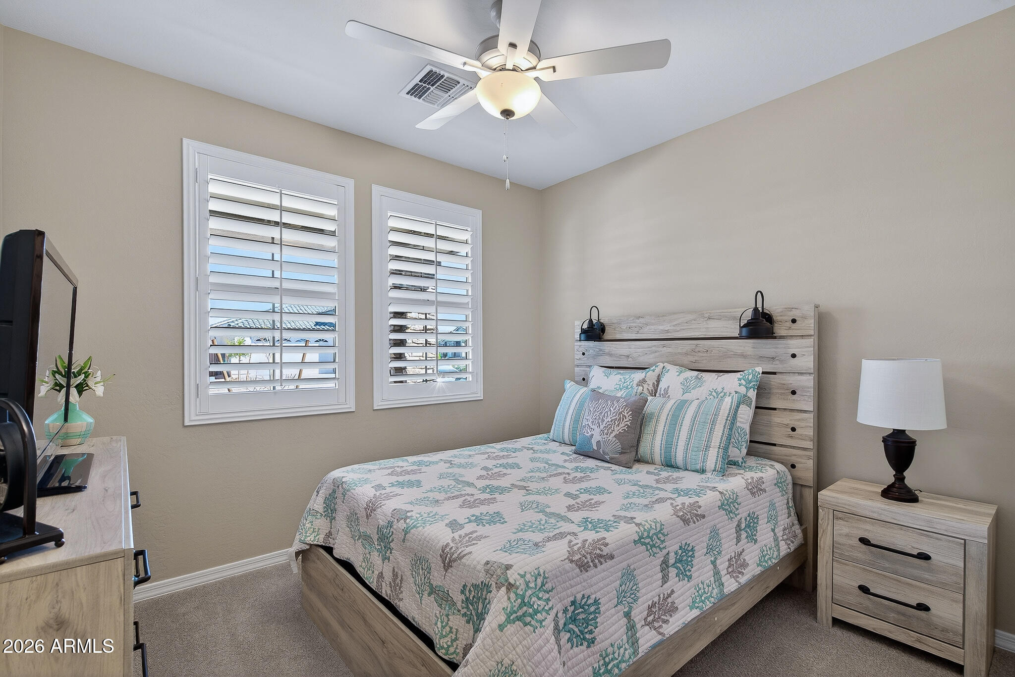 9967 W PINCHOT Avenue