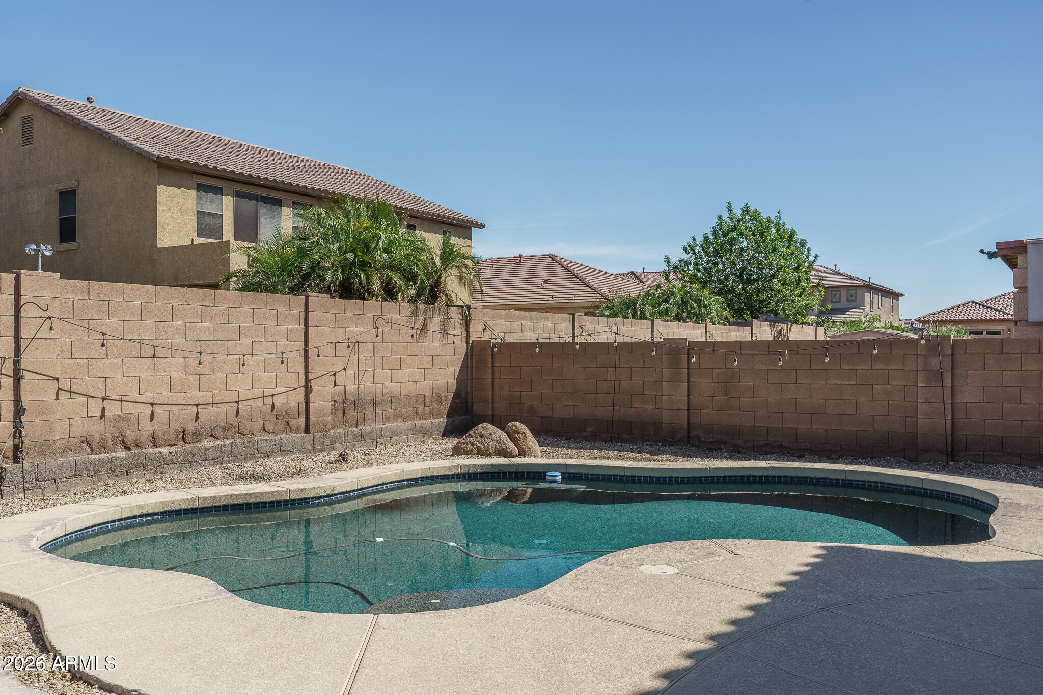 16536 W HADLEY Street