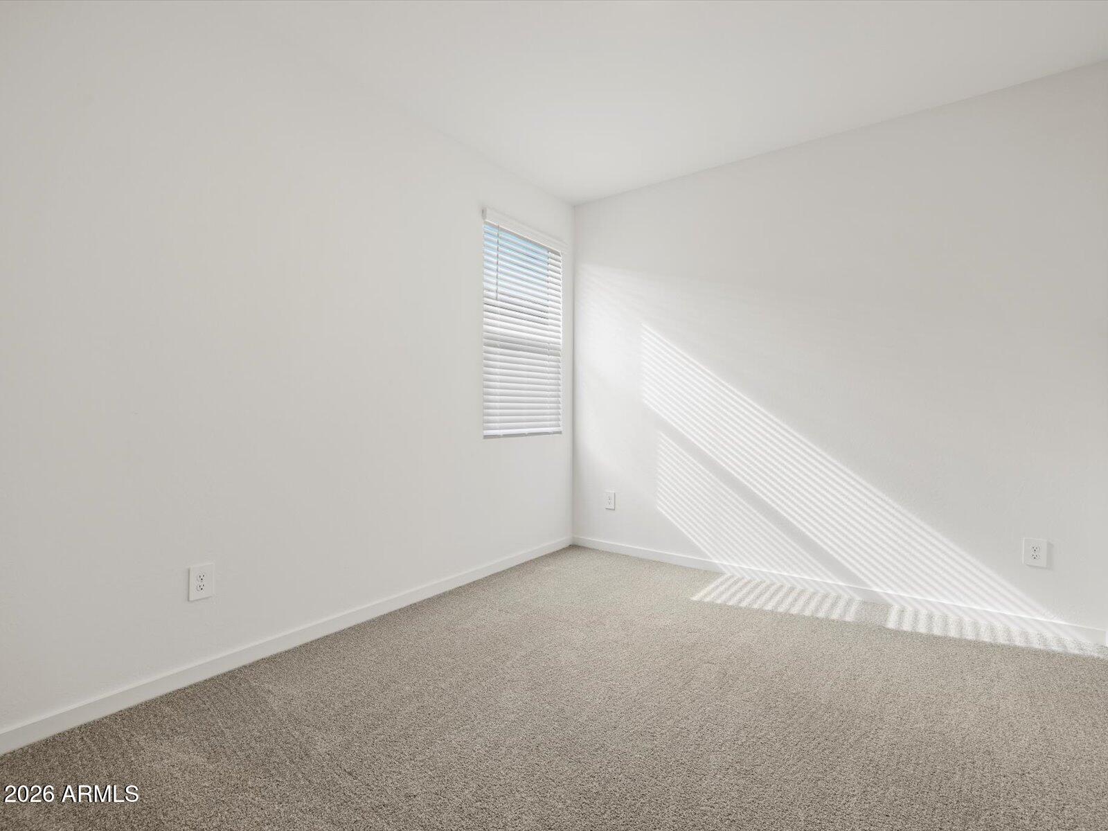33105 N NOIR Drive