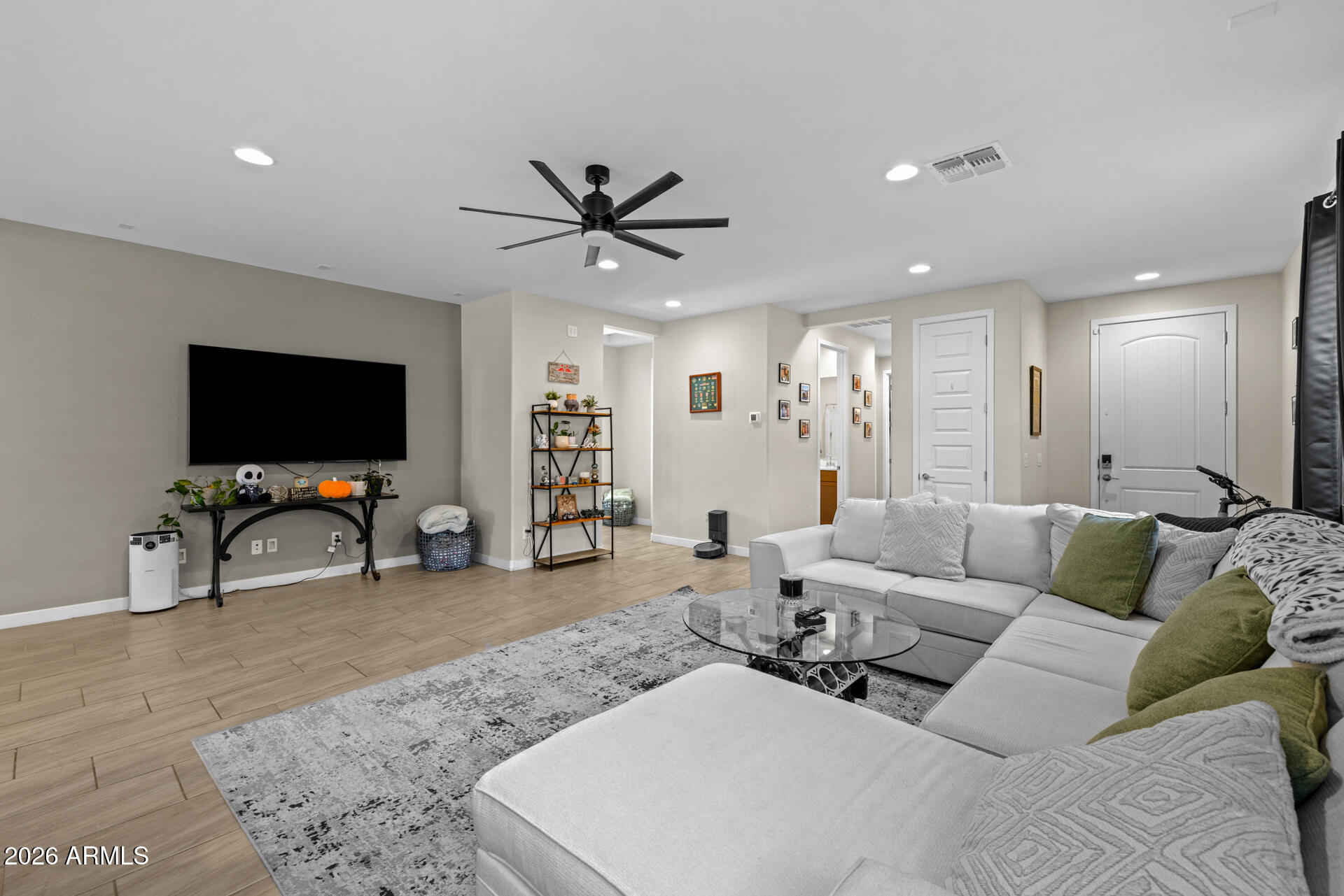 4143 E APPALOOSA Road